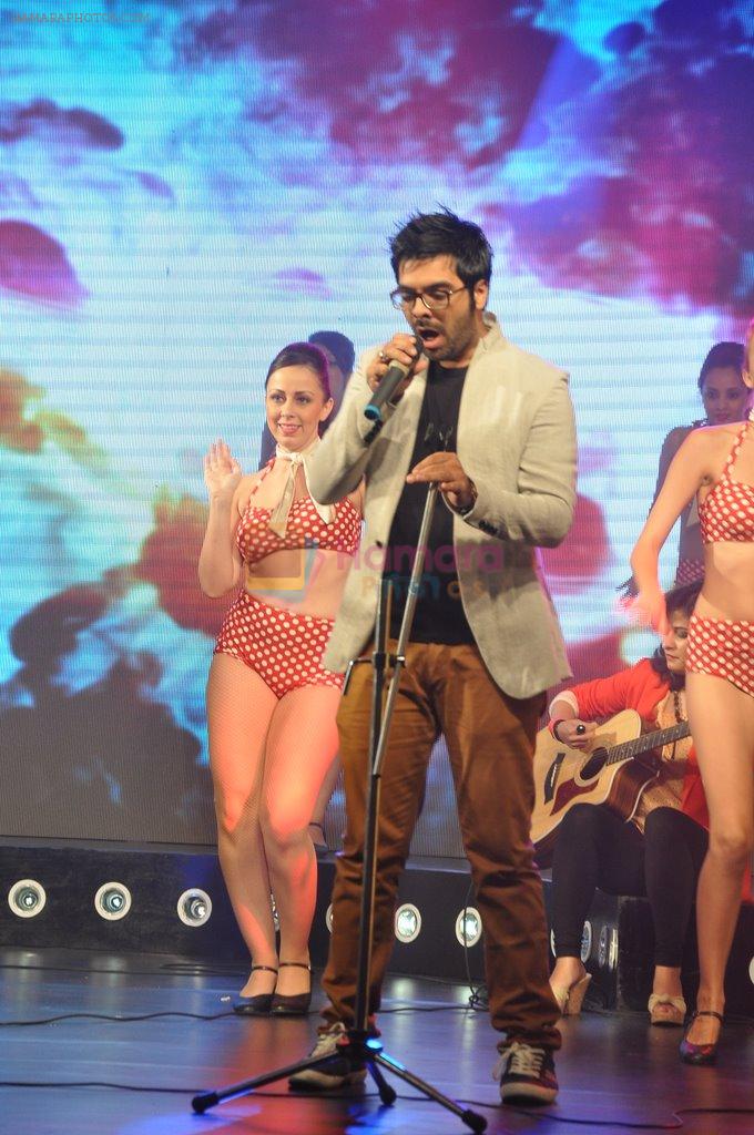 Sachin at Happy Ending music launch in Taj Land's End on 29th Oct 2014