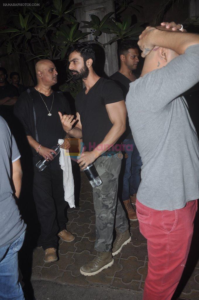 Ashmit Patel snapped in Bandra on 30th Oct 2014