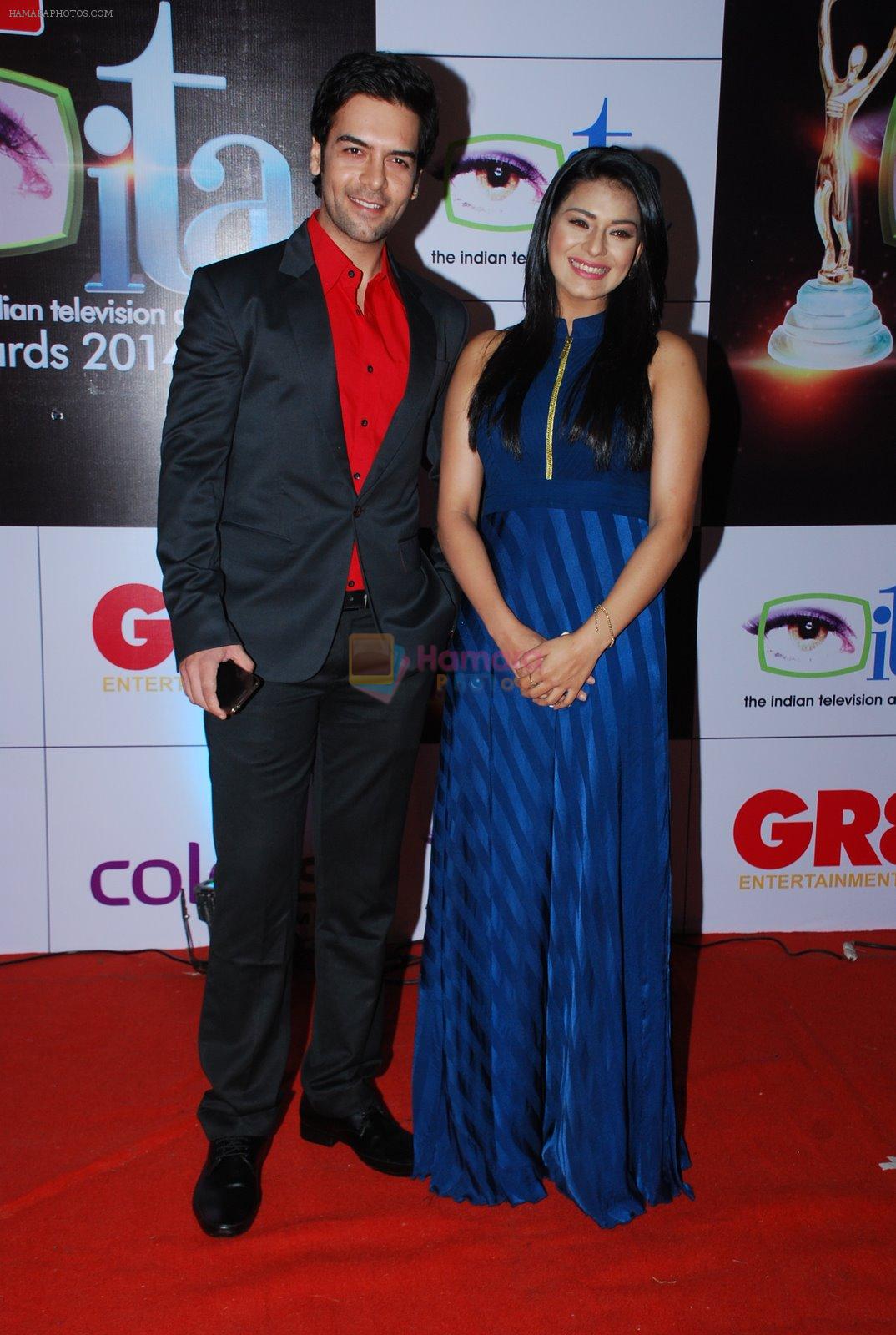 Diyali Chauhan at ITA Awards red carpet in Mumbai on 1st Nov 2014