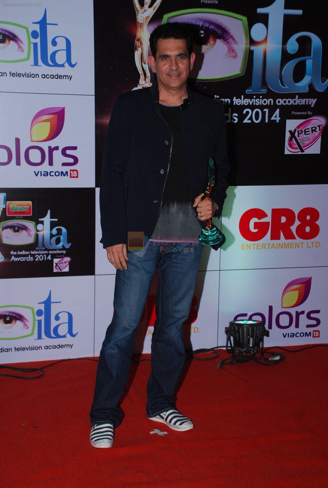 at ITA Awards red carpet in Mumbai on 1st Nov 2014
