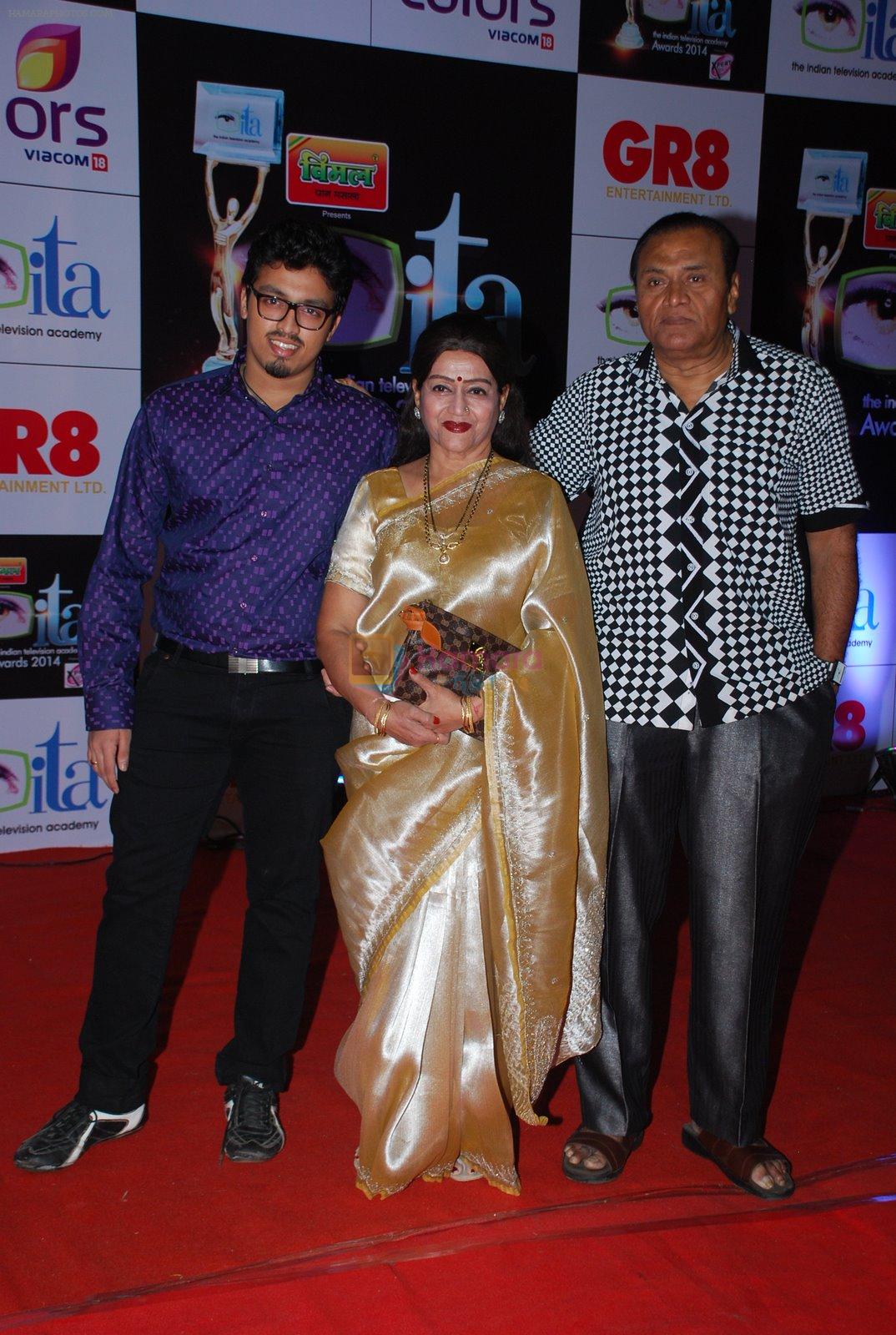at ITA Awards red carpet in Mumbai on 1st Nov 2014