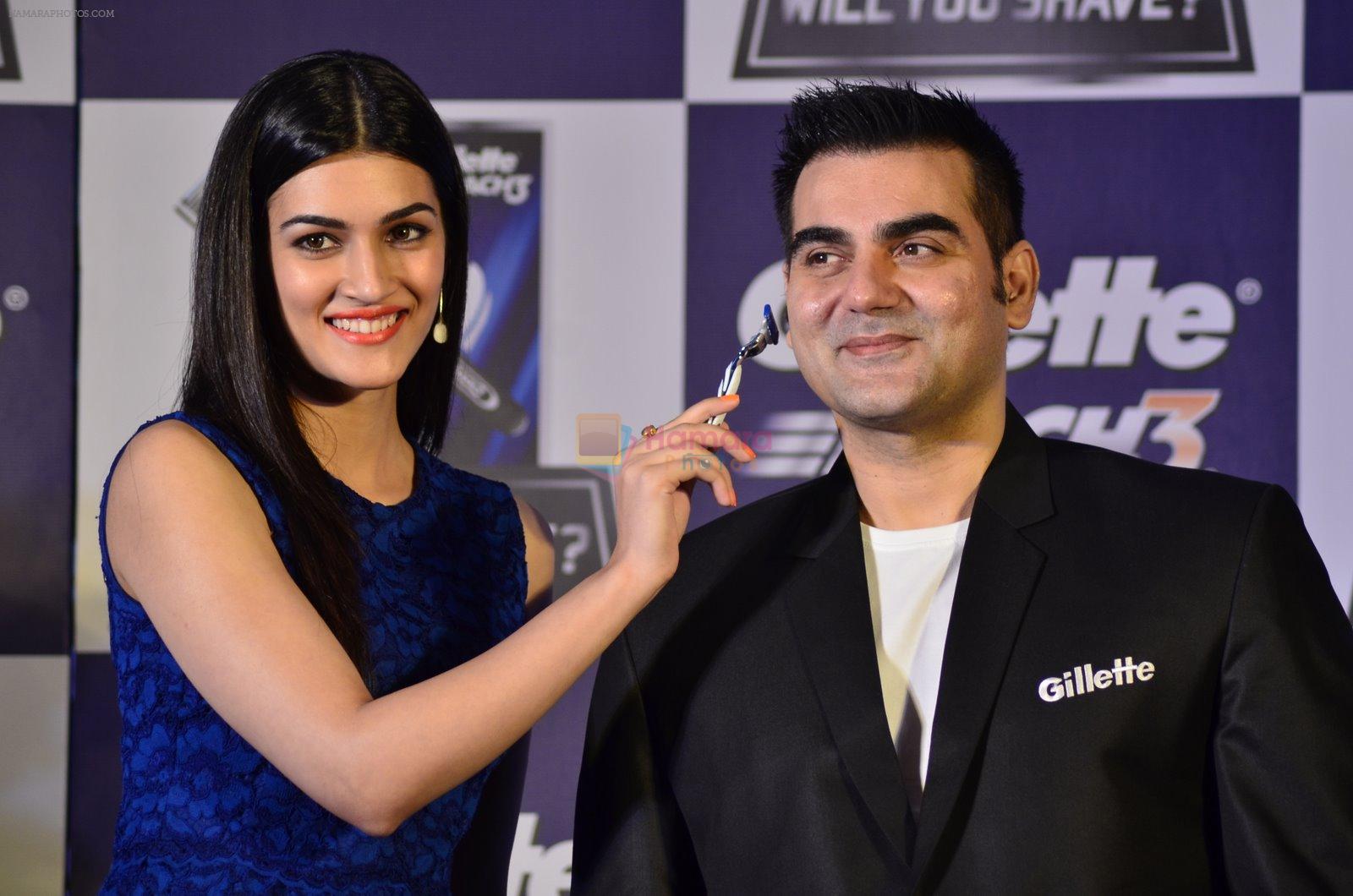 Kirti Sanon and Arbaaz Khan at Gillette promotional event in Palladium, Mumbai on 4th Nov 2014