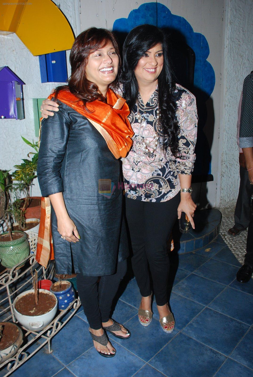 Pallavi Joshi, Richa Sharma at Sony launches Tum Aise Hi Rehna in Mira Road on 4th Nov 2014