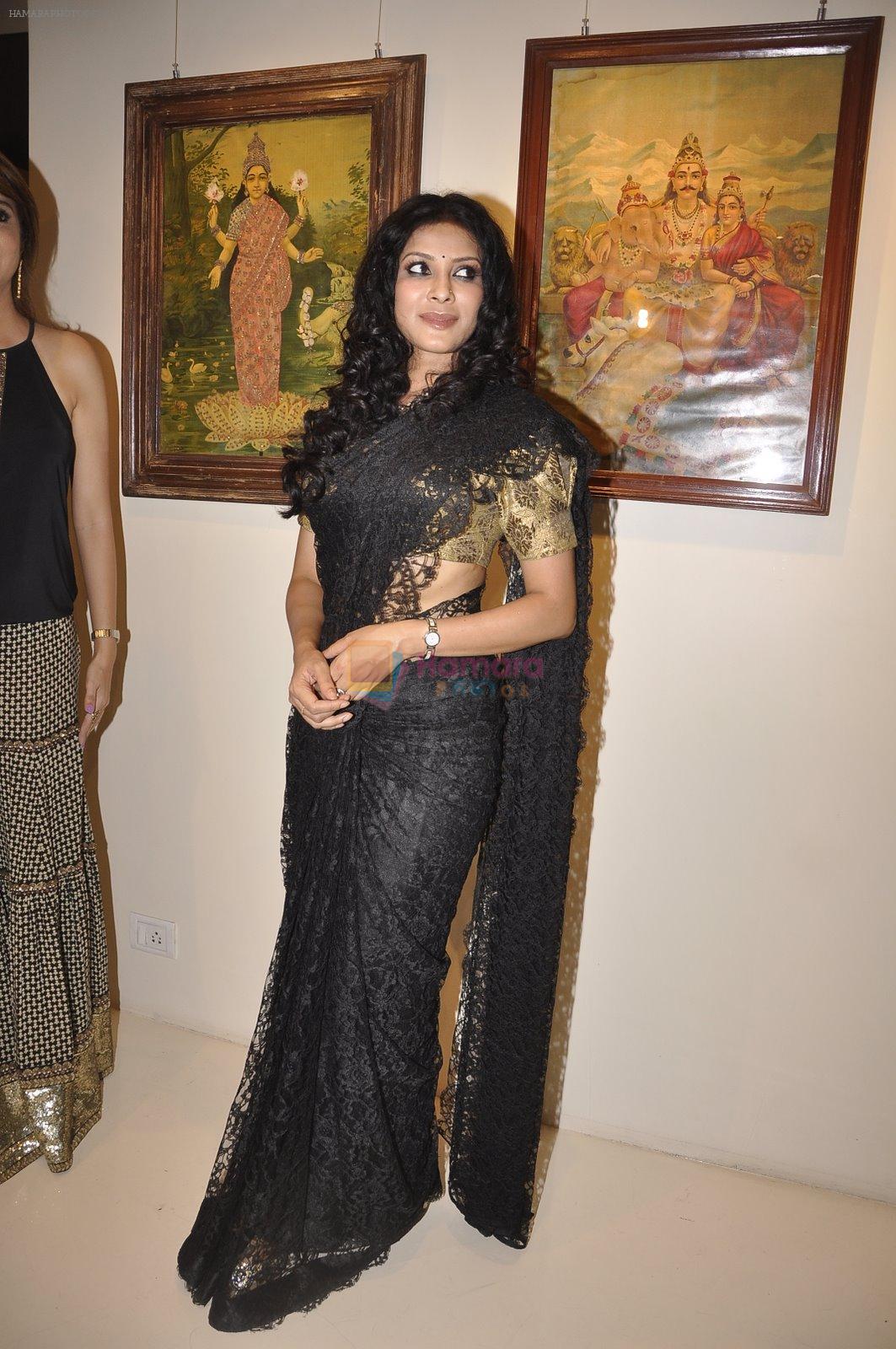 Nandana Sen at the Inauguration of Raja Ravi Verma Collection of Life and Work in marine Lines, Mumbai on 5th Nov 2014