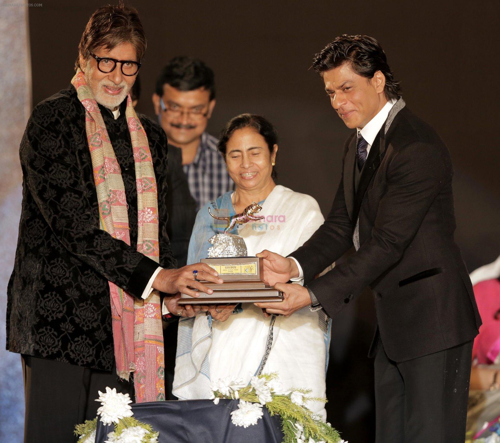 Amitabh Bachchan, Shahrukh Khan, Mamta Banerjee at kolkatta international film festival on 10th Nov 2014
