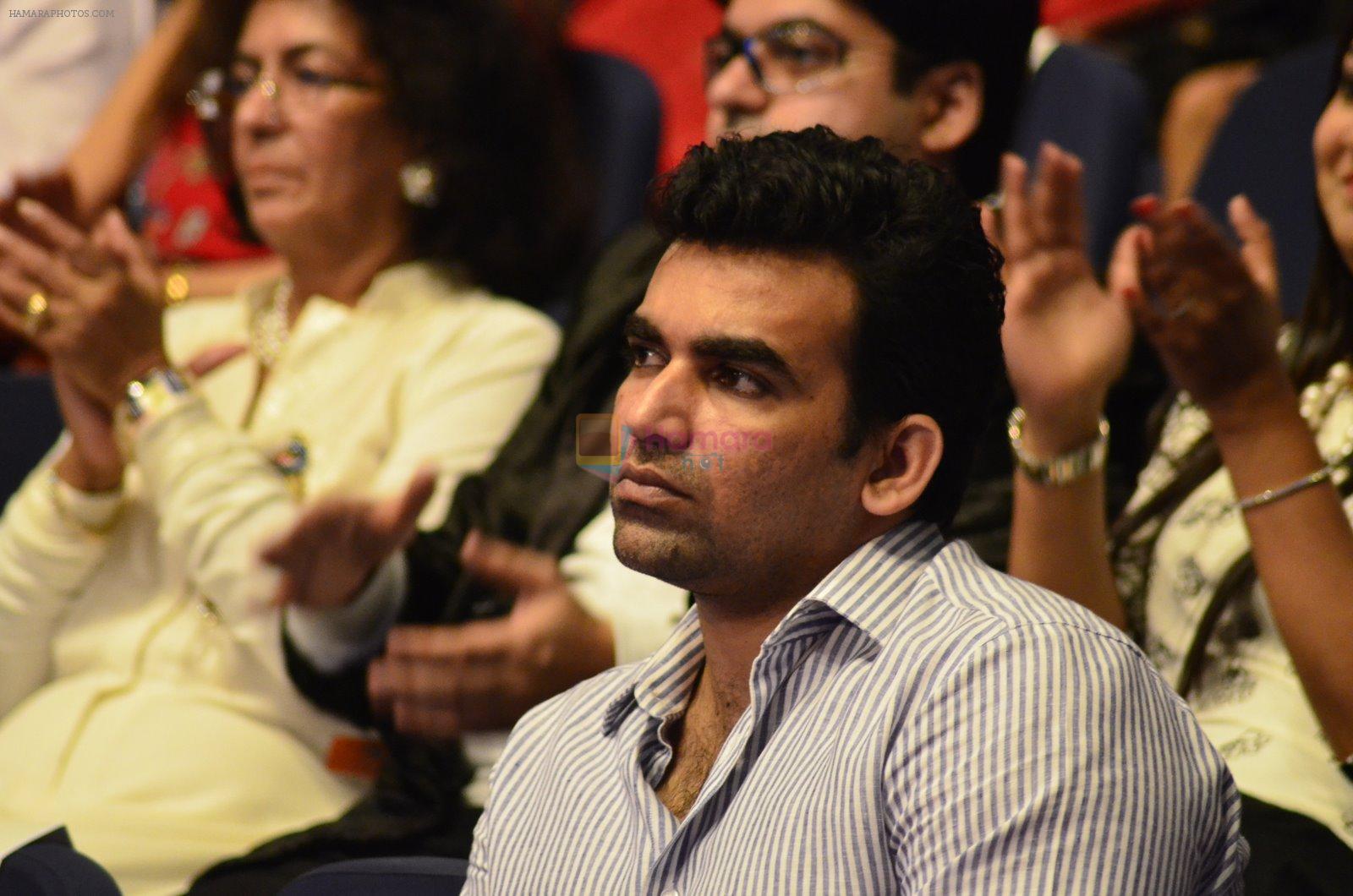 Zaheer Khan at Positive Health Awards in NCPA on 13th Nov 2014