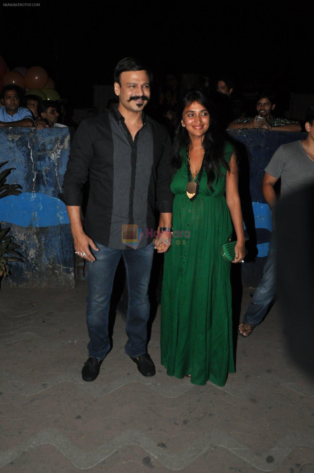Vivek Oberoi, Priyanka Alva at the Special screening of Kill Dil in Chandan on 14th Nov 2014