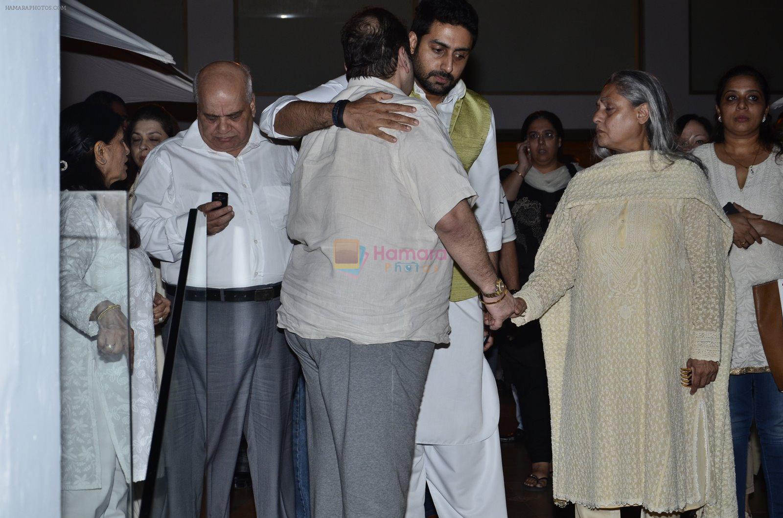 Abhishek Bachchan, Jaya Bachchan at Ravi Chopra prayer meet in Blue Sea on 15th Nov 2014