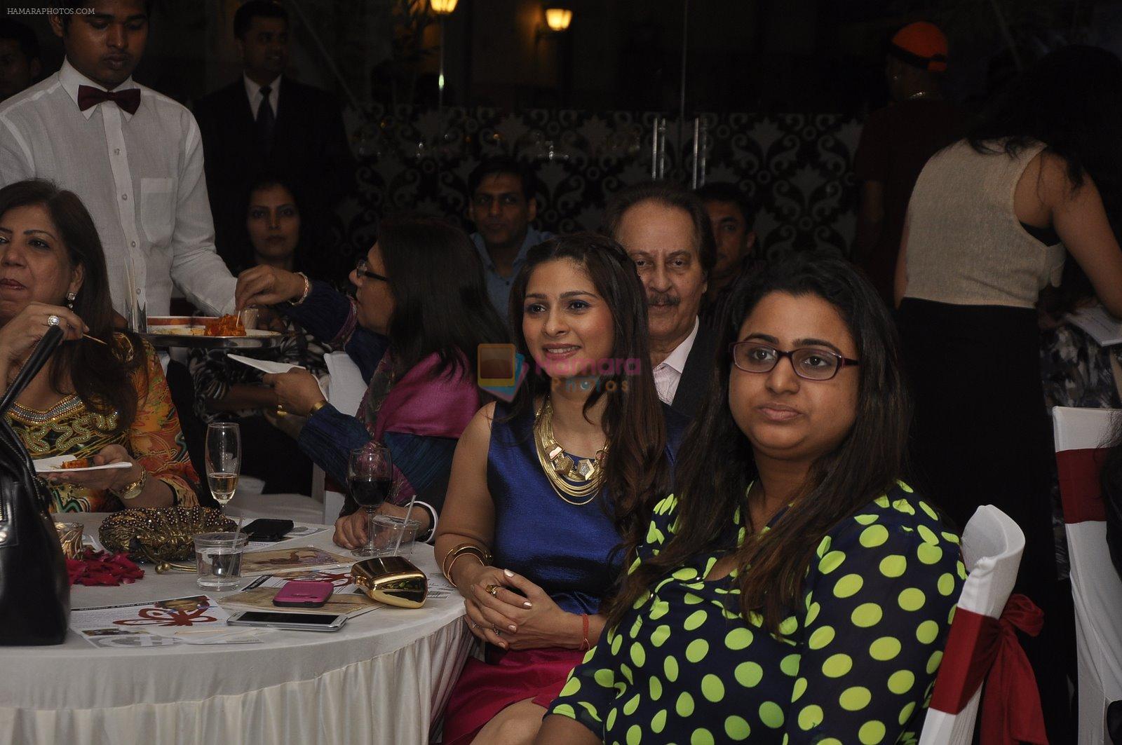 Tanisha Mukherjee at Chip dinner in Club Millennium on 15th Nov 2014
