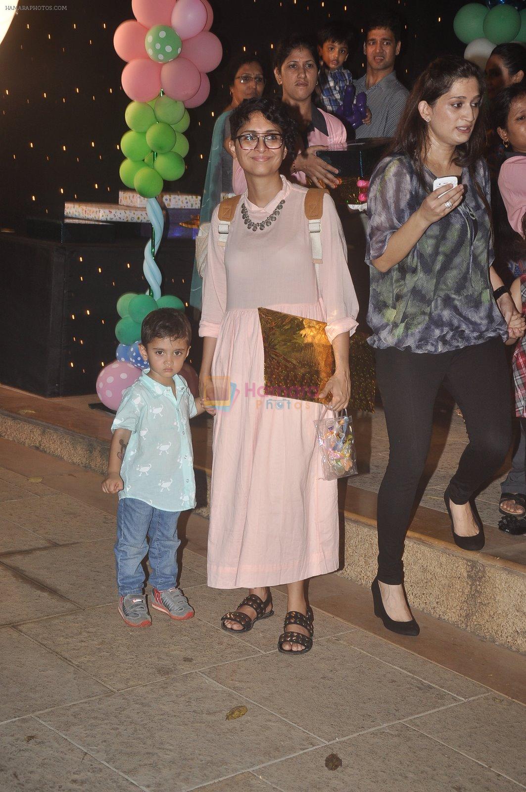 Kiran Rao at Aradhya's birthday bash in Juhu, Mumbai on 16th Nov 2014