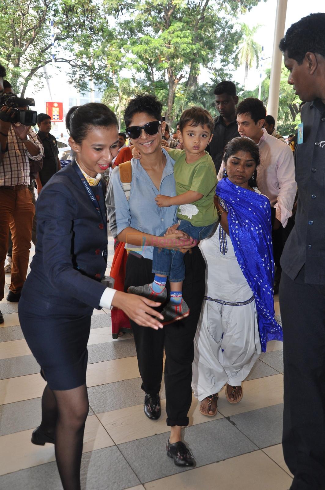 Kiran Rao leave for Arpita Khan's Wedding in Mumbai on 18th Nov 2014