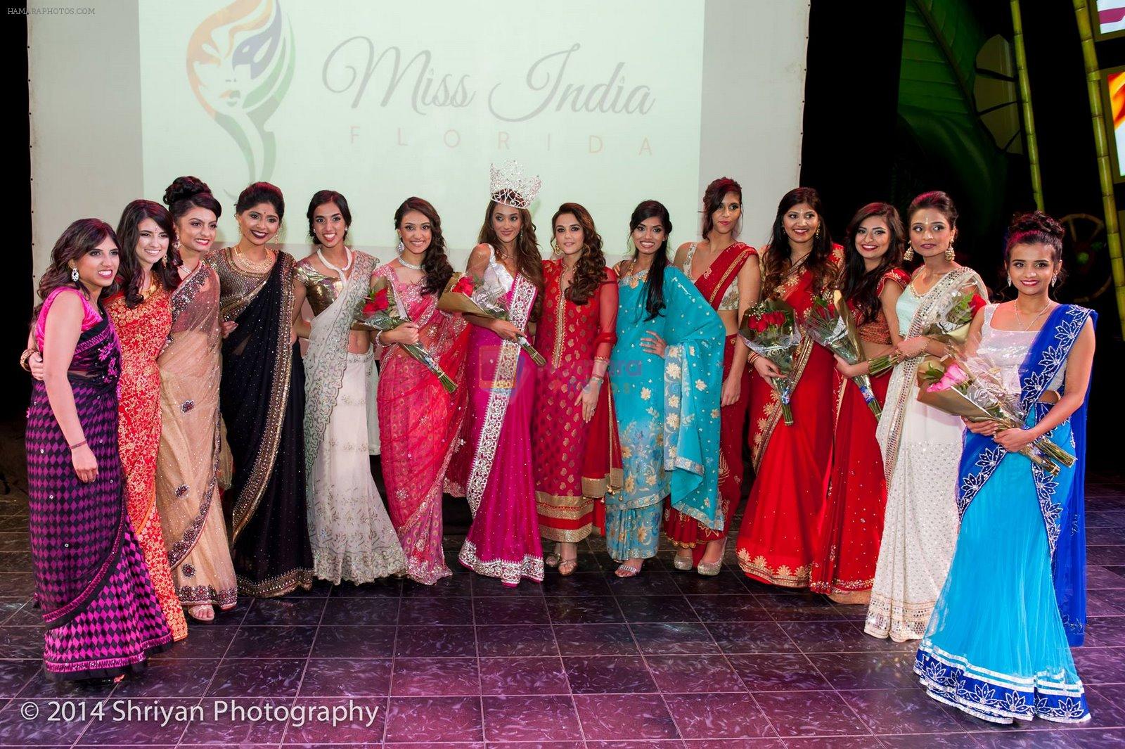 Preity Zinta at Miss India Florida pagent in Florida on 20th Nov 2014