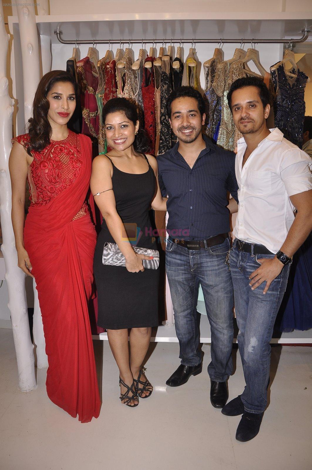 Sophie Chaudhary at Sonaakshi Raaj store launch in Bandra, Mumbai on 20th Nov 2014