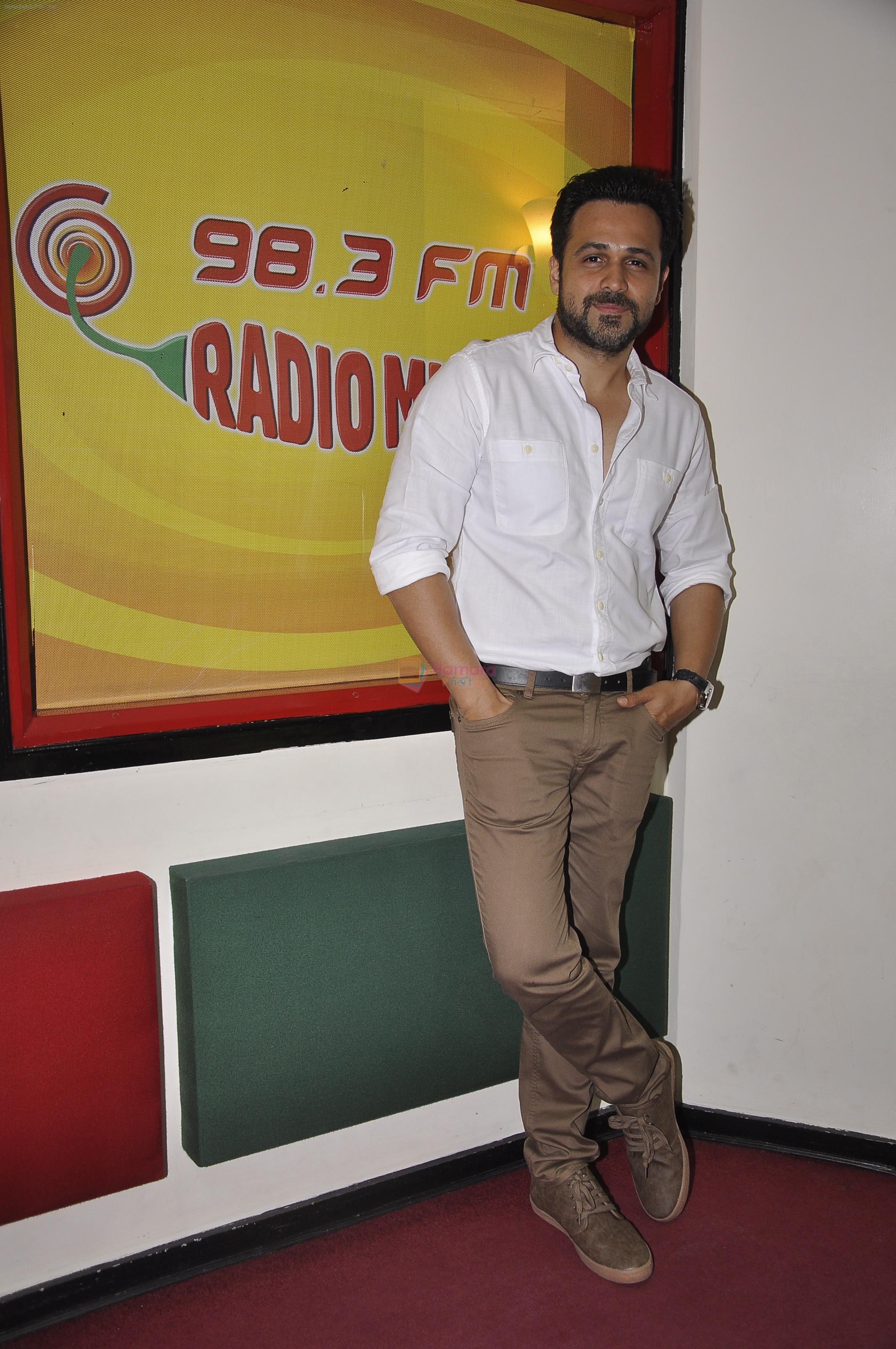 Emraan Hashmi promotes Ungli at Radio Mirchi studio on 20th Nov 2014
