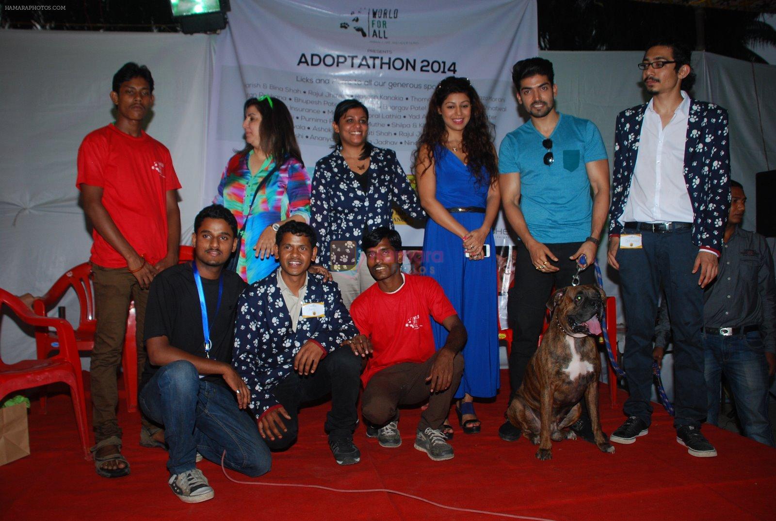 Farah Khan, Gurmeet Chaudhary, Debina Bonnerjee at pet adoption in Mumbai on 22nd Nov 2014