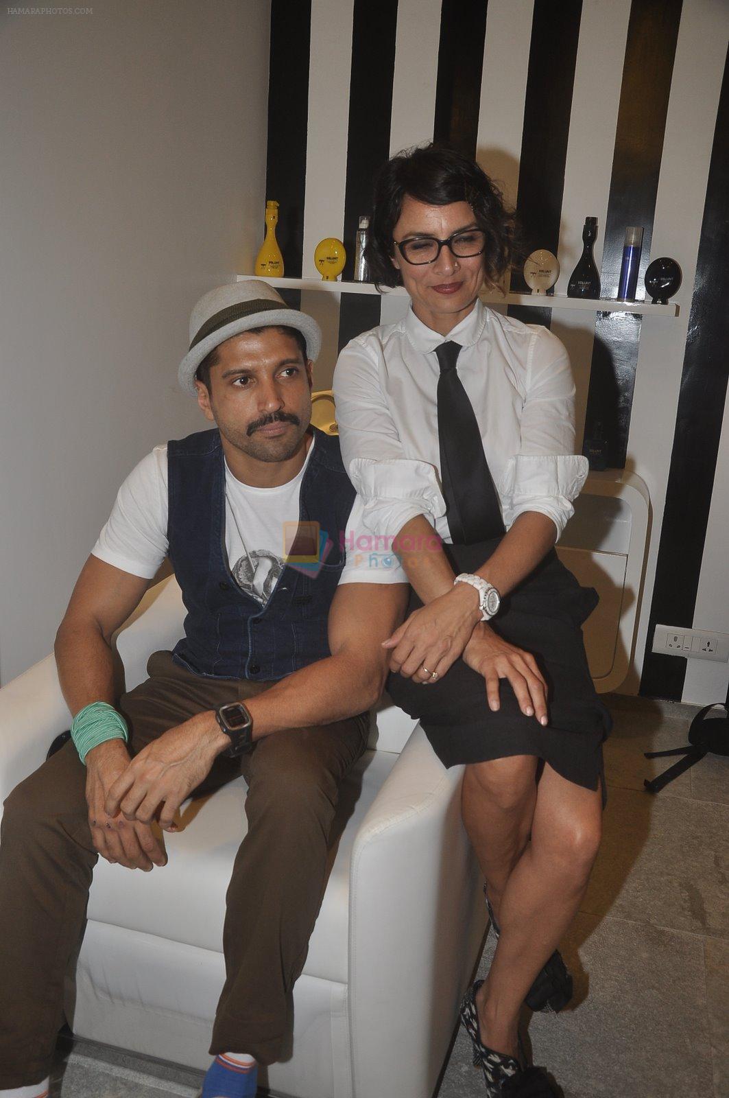 Farhan Akhtar, Adhuna Akhtar at the launch of BBlunt in R City Mall on 22nd Nov 2014