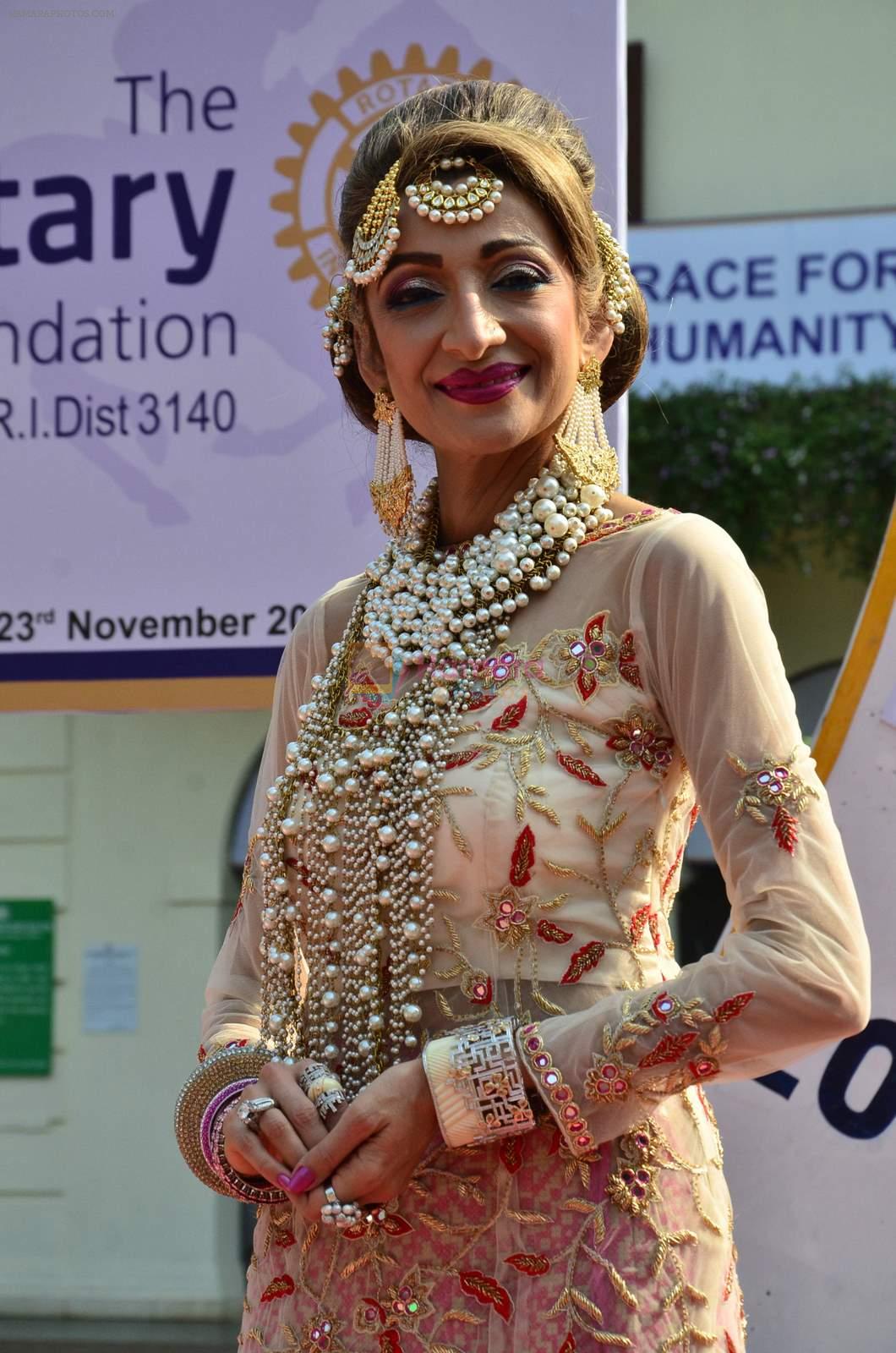Malti Jain at rotary race in Mumbai on 23rd Nov 2014