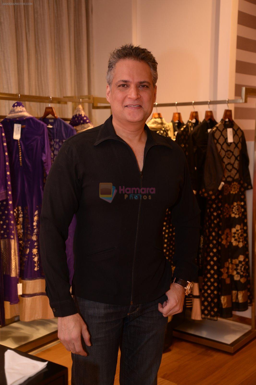 at Rahul Mishra's collection at AZA in Bandra, Mumbai on 26th Nov 2014