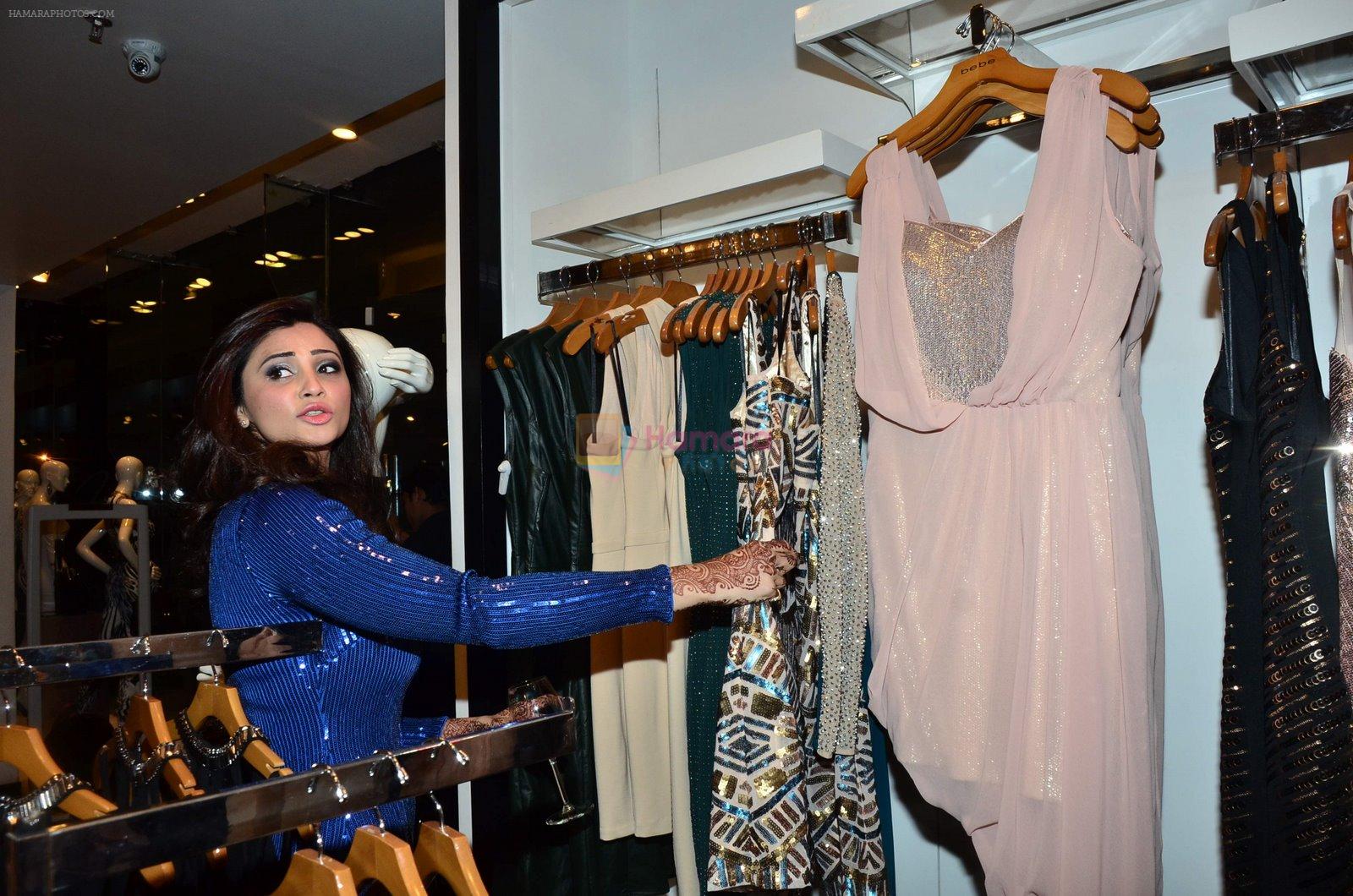 Daisy Shah at Bebe store in Santacruz, Mumbai on 2nd Dec 2014