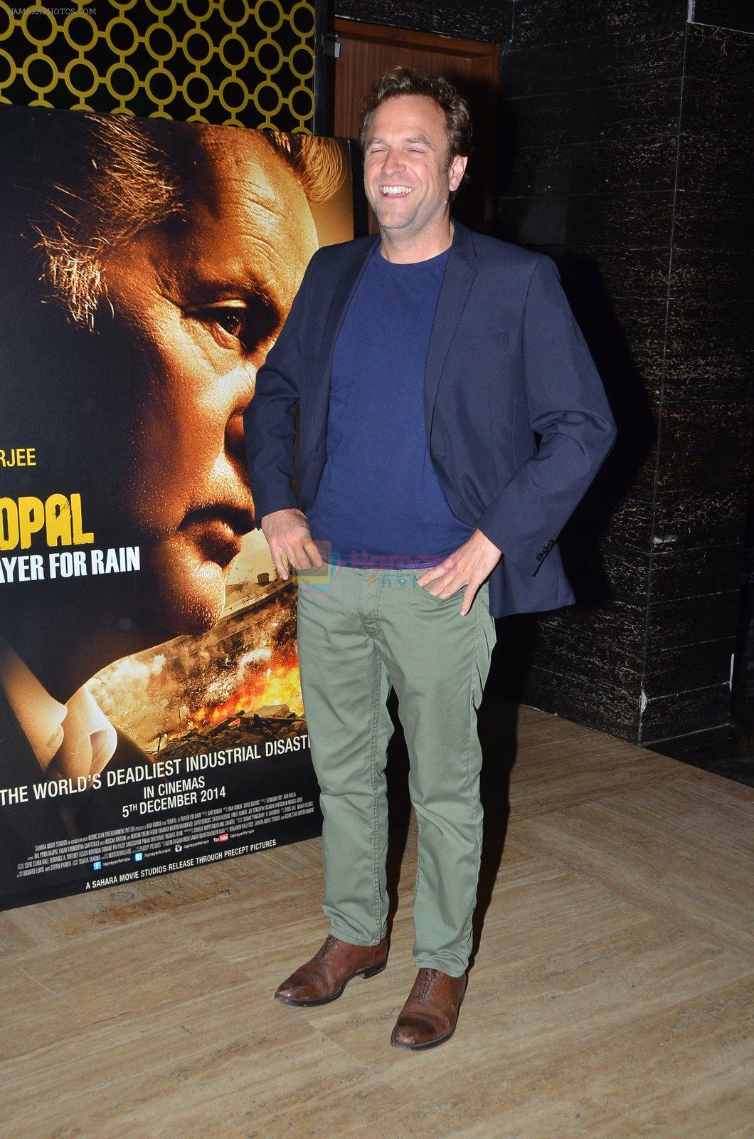 David Brooks at Bhopal film premiere in Mumbai on 4th Dec 2014