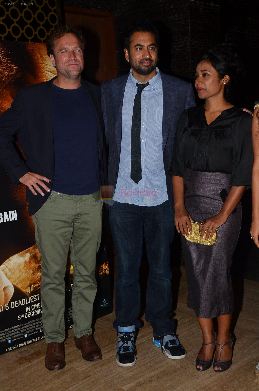 David Brooks, Tannishtha Chatterjee, Kal Penn at Bhopal film premiere in Mumbai on 4th Dec 2014