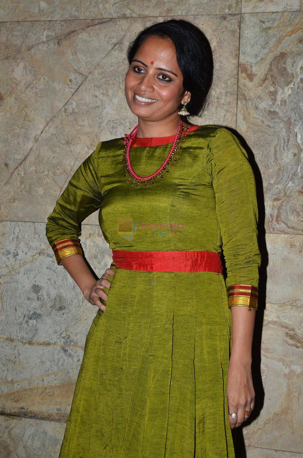 Smita Tambe at Candle march screening in Mumbai on 4th Dec 2014