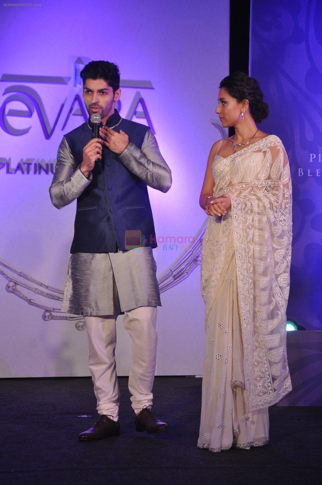 Amrita Puri unveils Evara collection by Platinum Guild India in Mumbai on 9th Dec 2014