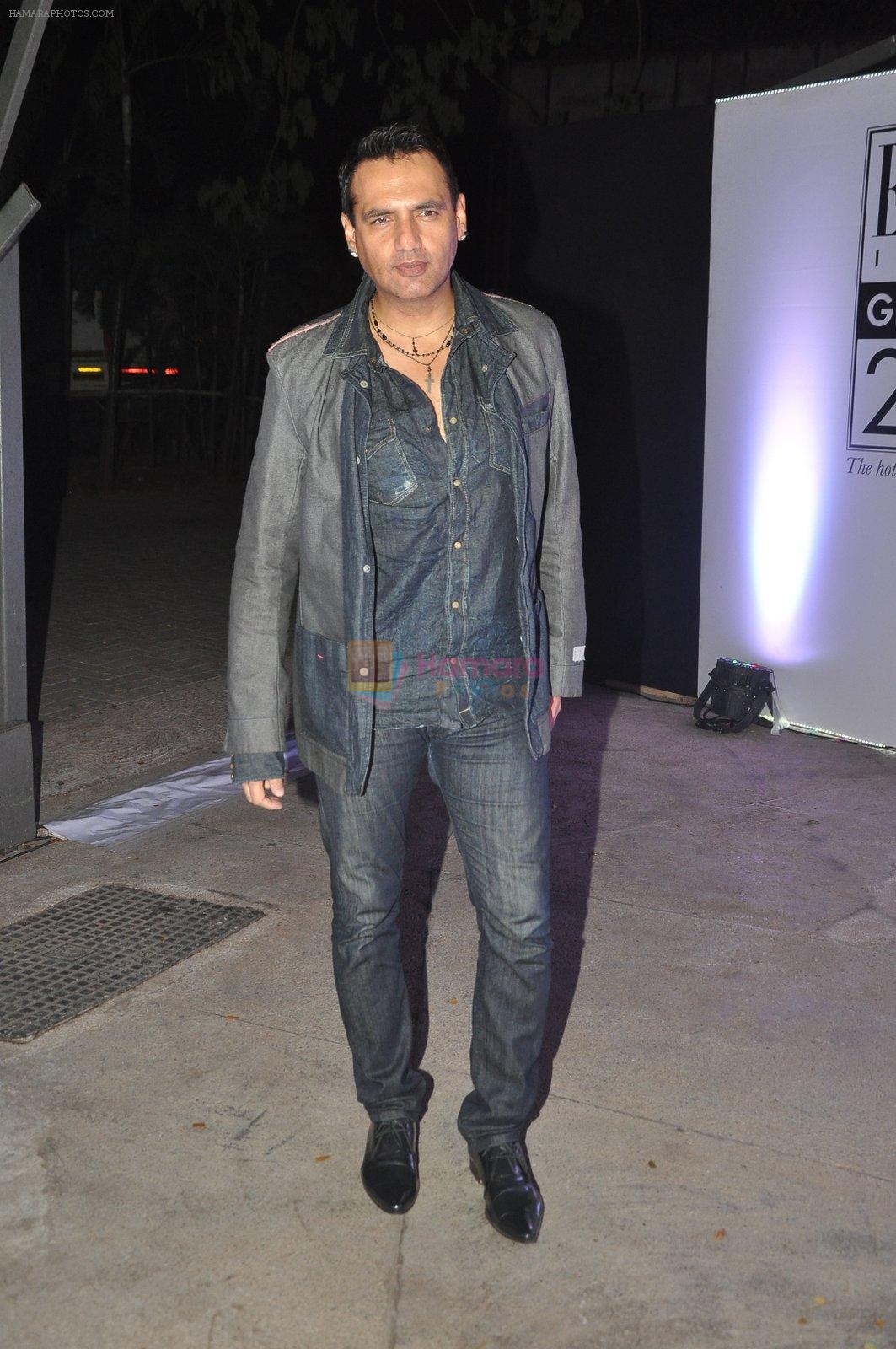 Marc Robinson at Elle Graduates Fashion Show in Mumbai on 11th Dec 2014