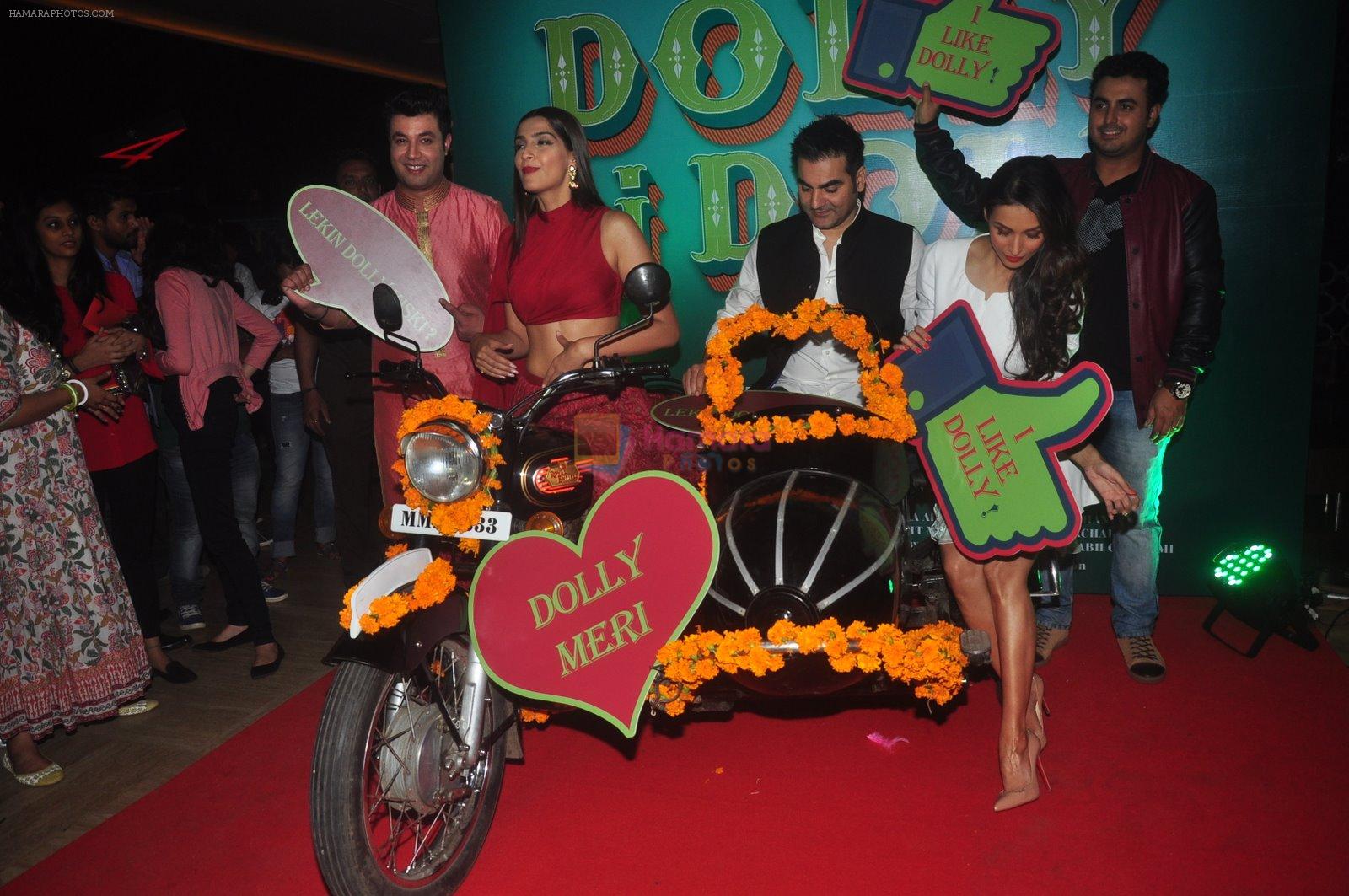 Sonam Kapoor, Varun Sharma, Malaika Arora Khan, Arbaaz Khan at Dolly Ki Doli trailor launch in Mumbai on 12th Dec 2014