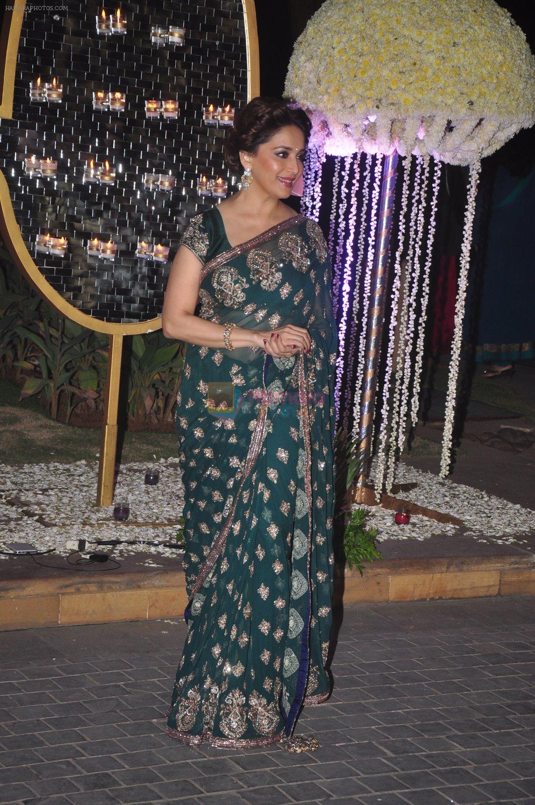 Madhuri Dixit at Riddhi Malhotra & Tejas Talwalkar's wedding reception in J W Marriott, Mumbai on 15th Dec 2014