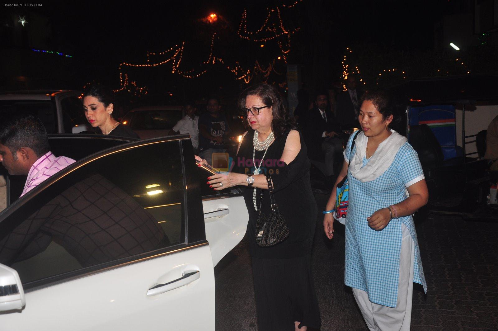 Karisma Kapoor at xmas bash on 24th Dec 2014