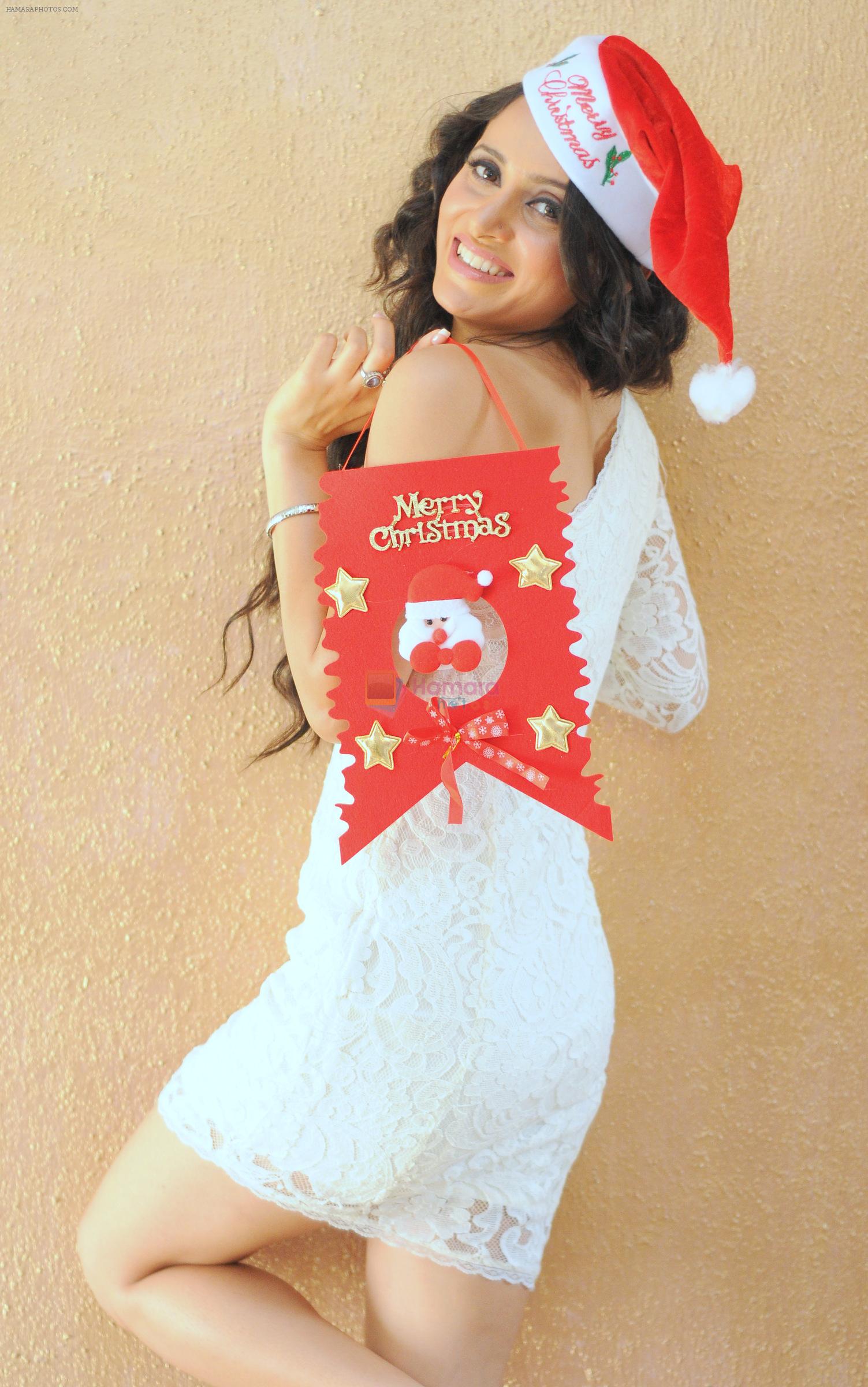 Shweta Khanduri celebrating Christmas on 25th Dec 2014