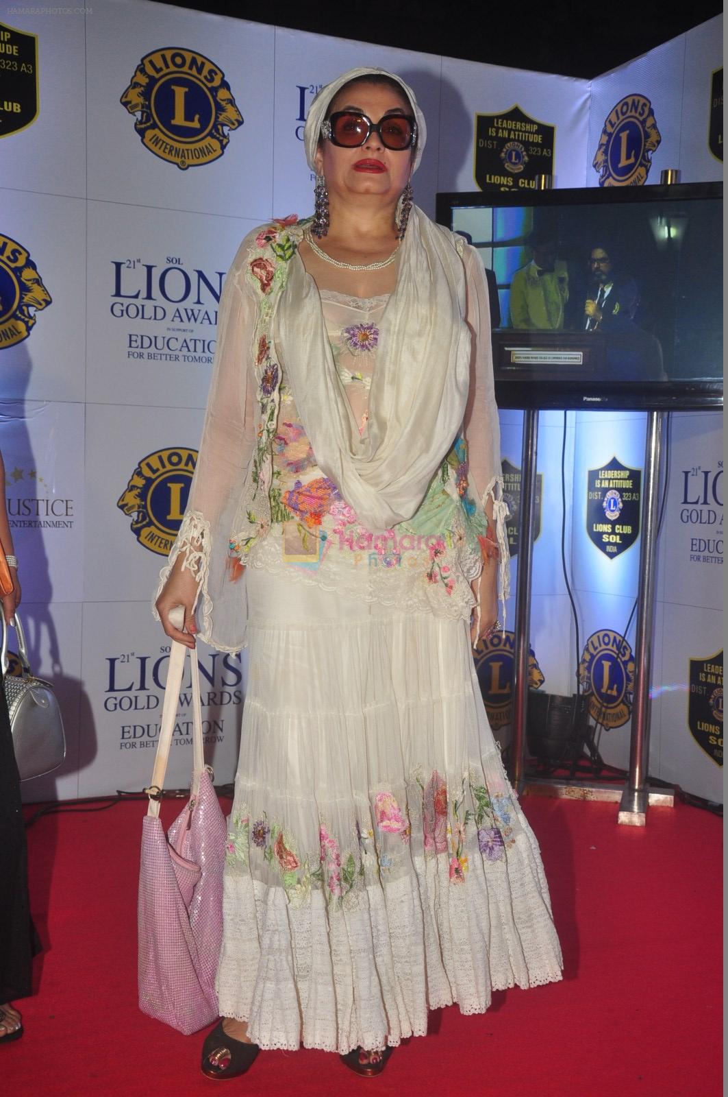 Salma Agha at the 21st Lions Gold Awards 2015 in Mumbai on 6th Jan 2015