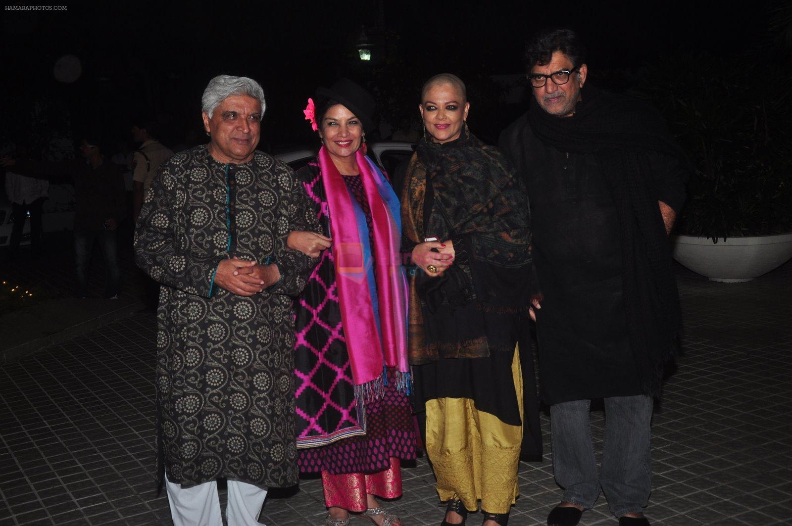 Javed Akhtar, Shabana Azmi, Tanvi Azmi at Farah Khan's birthday bash at her house in Andheri on 8th Jan 2015