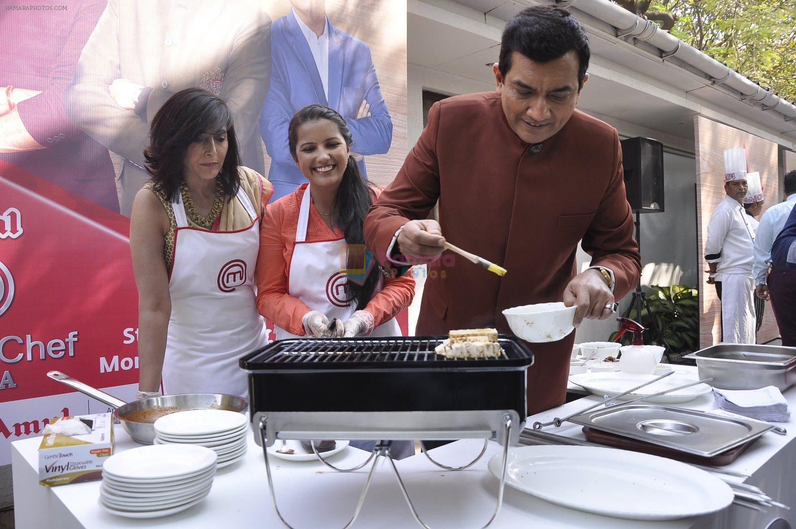 Sanjeev Kapoor at Star Plus launches new season of Master Chef in Mahalaxmi, Mumbai on 9th Jan 2015