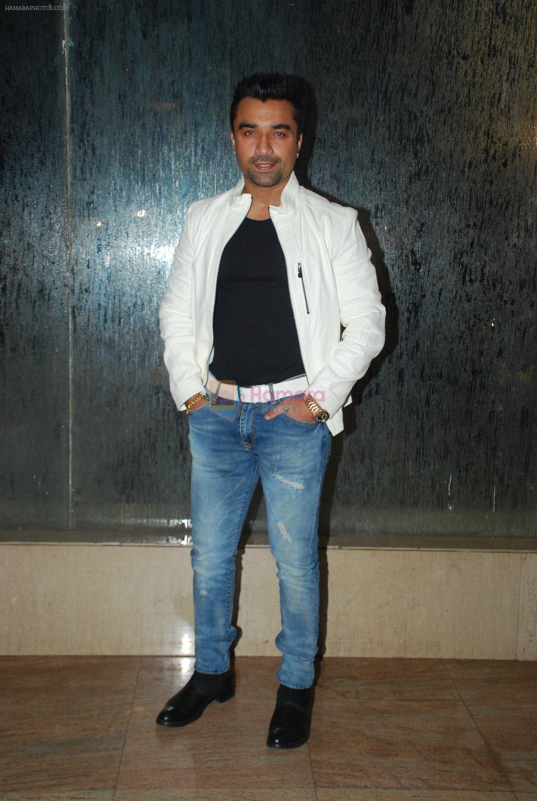Ajaz Khan at Golden Achiever Awards in Juhu, Mumbai on 9th Jan 2015