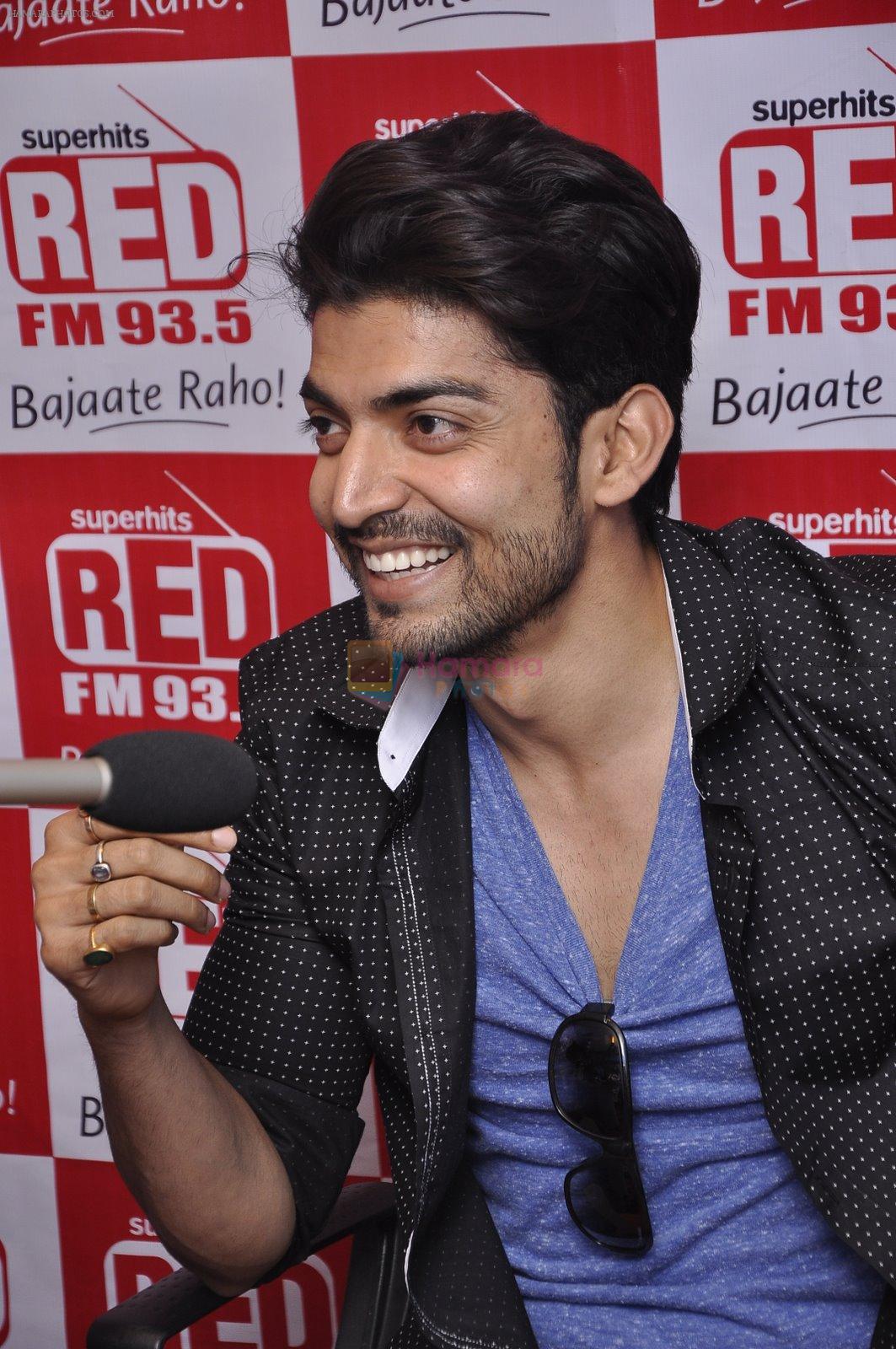 Gurmeet Choudhary promote Khamoshiyan at RED FM in Mumbai on 9th Jan 2015