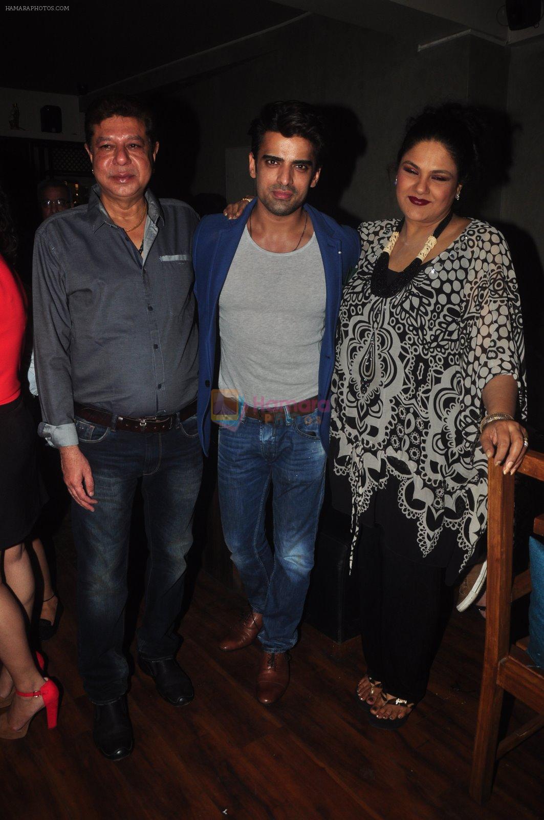 Mohit Malik at TV actor Mohit Mallik birthday bash in The Threesome Cafe, Mumbai on 11th Jan 2015