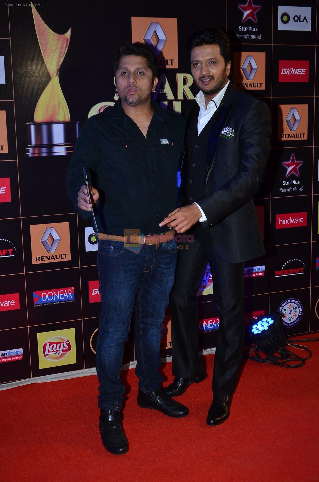 Riteish Deshmukh, Mohit Suri at Producers Guild Awards 2015 in Mumbai on 11th Jan 2015