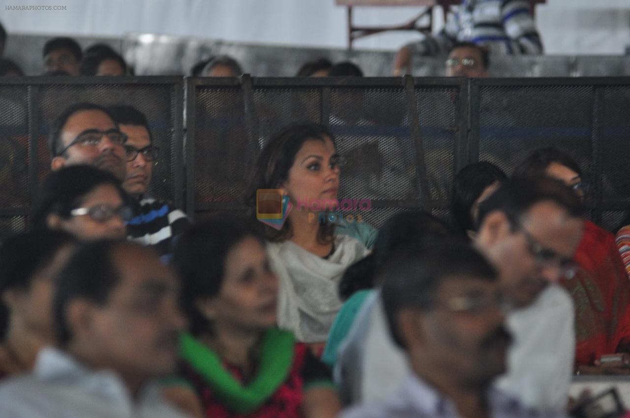 Lara Dutta at art of living event in Mumbai on 12th Jan 2015