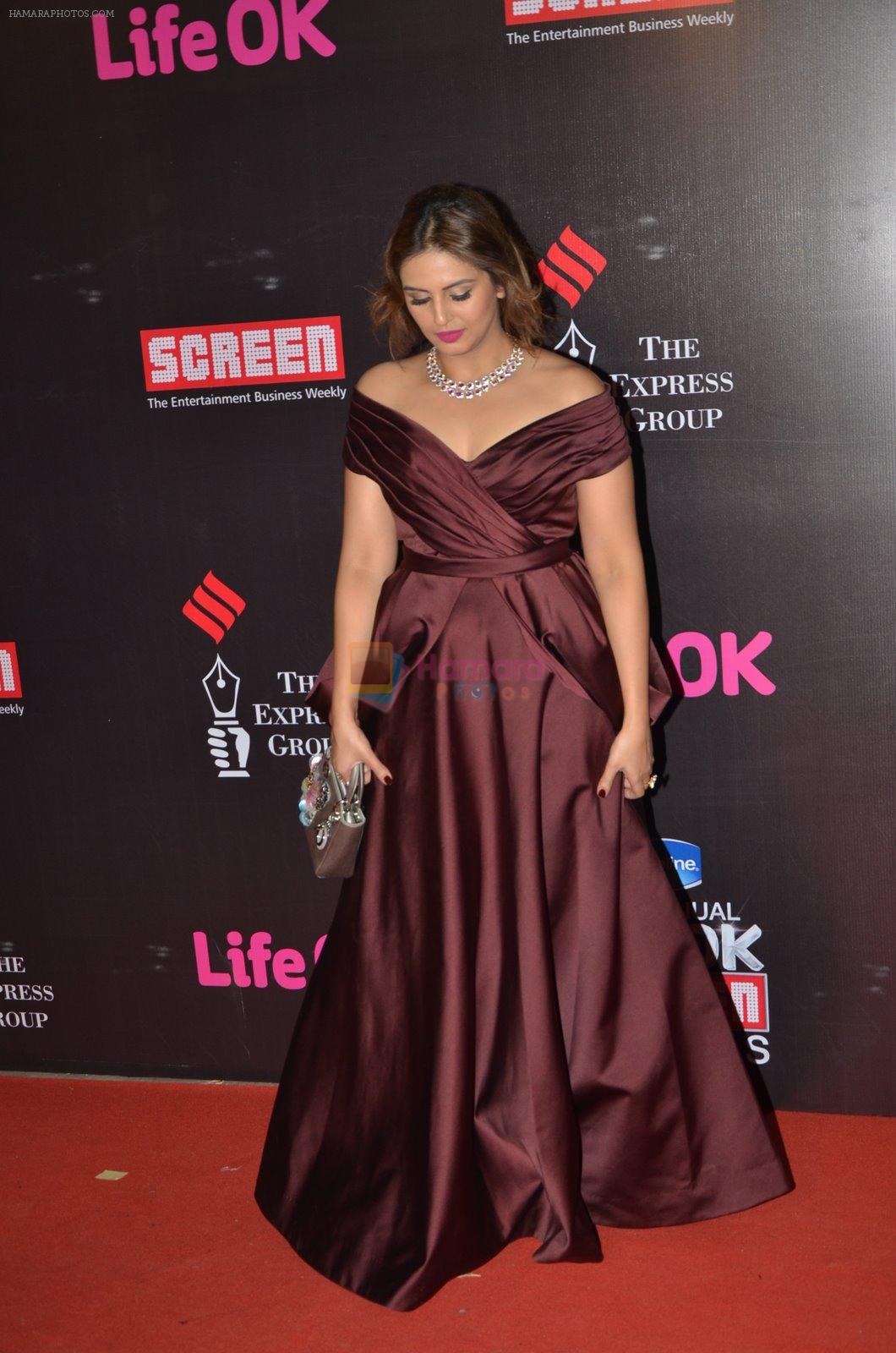 Huma Qureshi at Life Ok Screen Awards red carpet in Mumbai on 14th Jan 2015