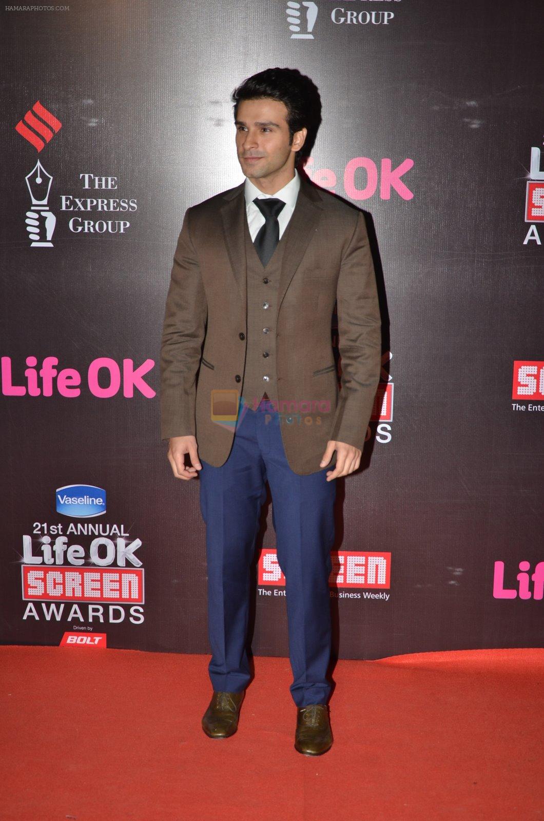 Girish Taurani at Life Ok Screen Awards red carpet in Mumbai on 14th Jan 2015