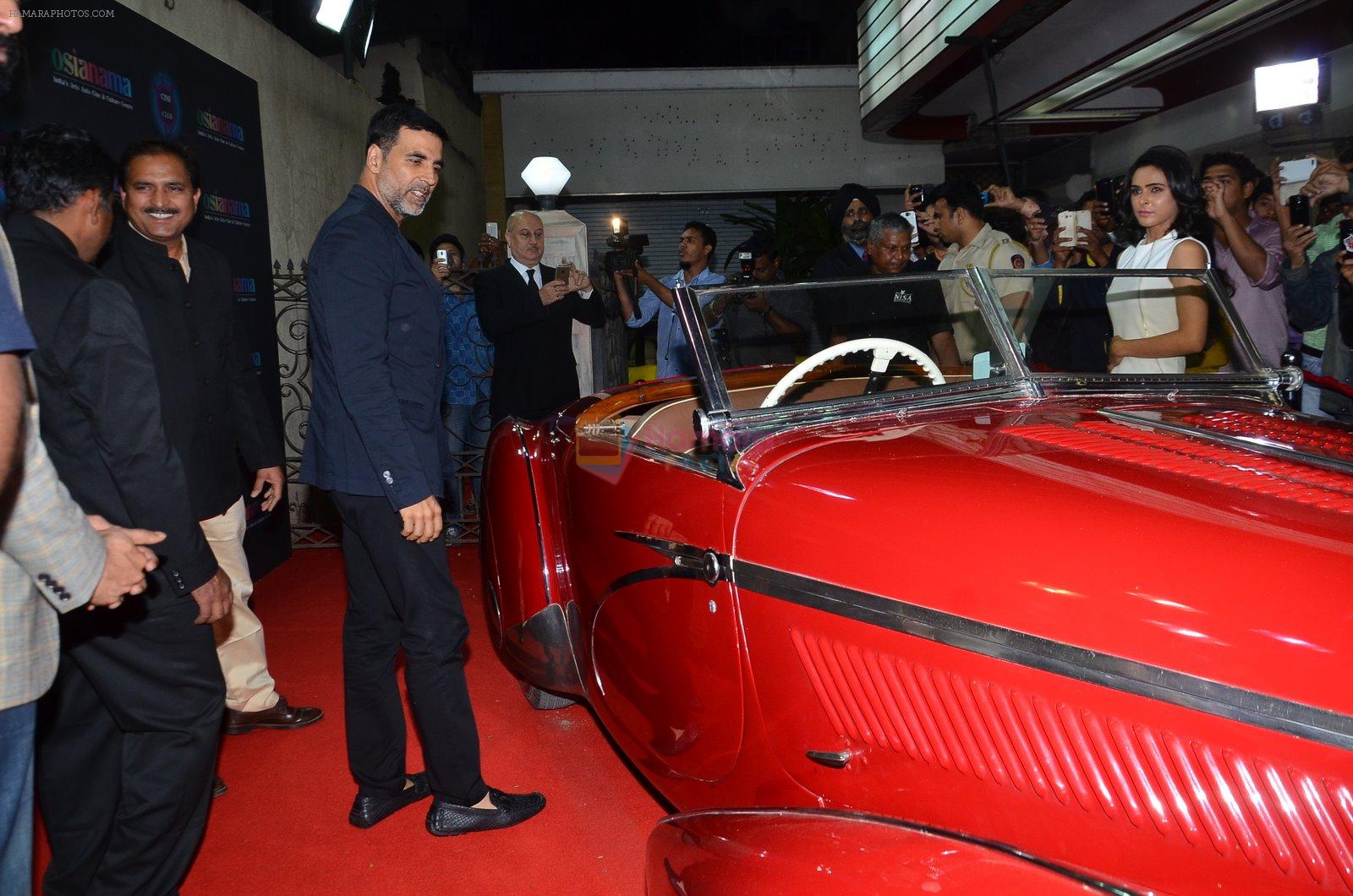 Akshay Kumar at Baby screening in Liberty, Mumbai on 23rd Jan 2015