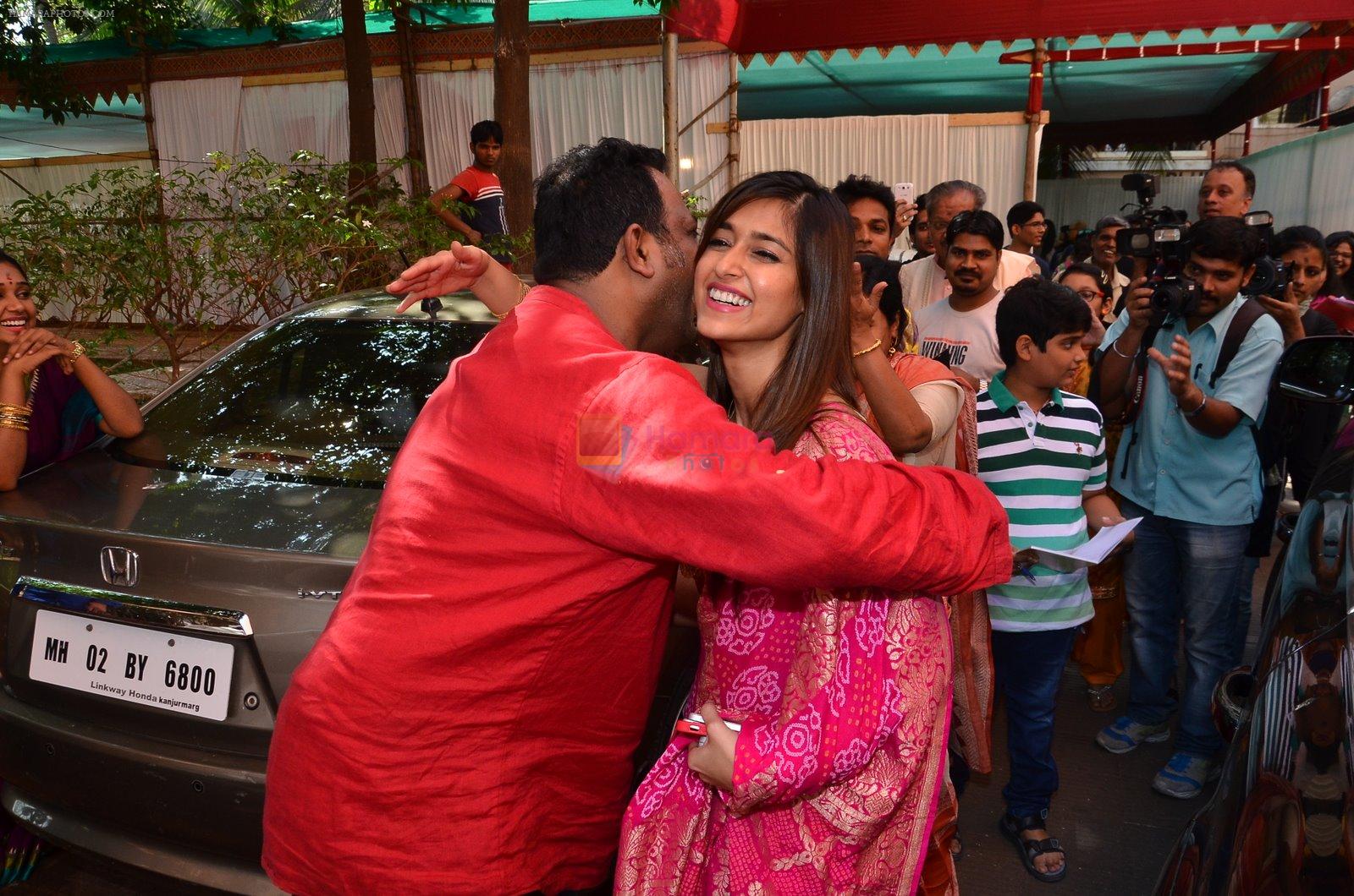 Ileana D'Cruz at Anurag Basu's saraswati pooja in Mumbai on 25th Jan 2015