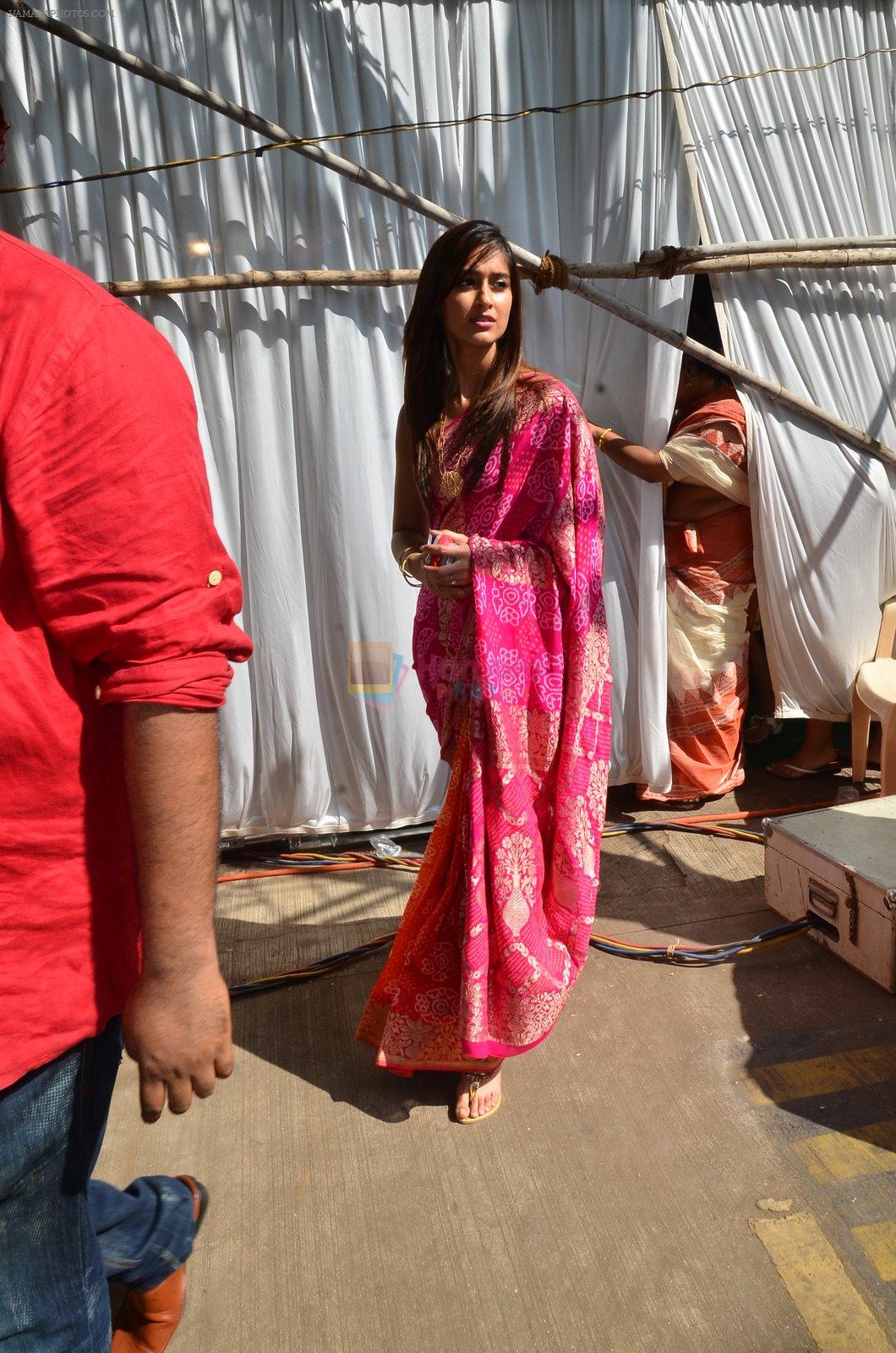 Ileana D'Cruz at Anurag Basu's saraswati pooja in Mumbai on 25th Jan 2015
