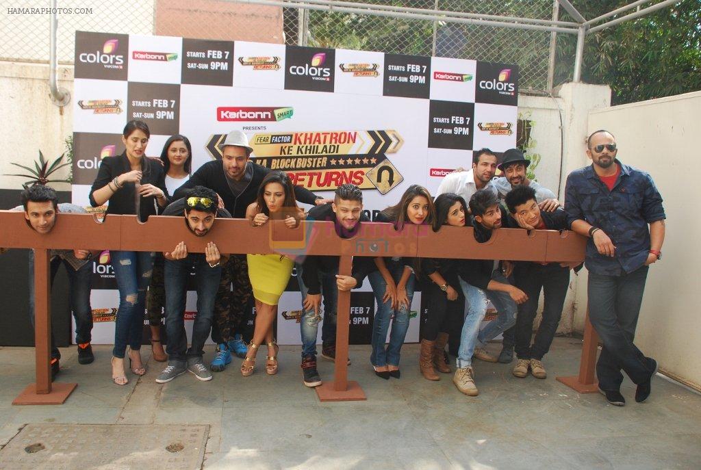 Rohit Shetty, Rashmi Desai, Sagarika Ghatge, Riddhi Dogra, Rohit Shetty, Sana Khan, Asha Negi, Siddharth, Hussain, Aashish,Meiyang, Harshad at Khatron Ke Khiladi press meet in Mumbai on 29th Jan 20