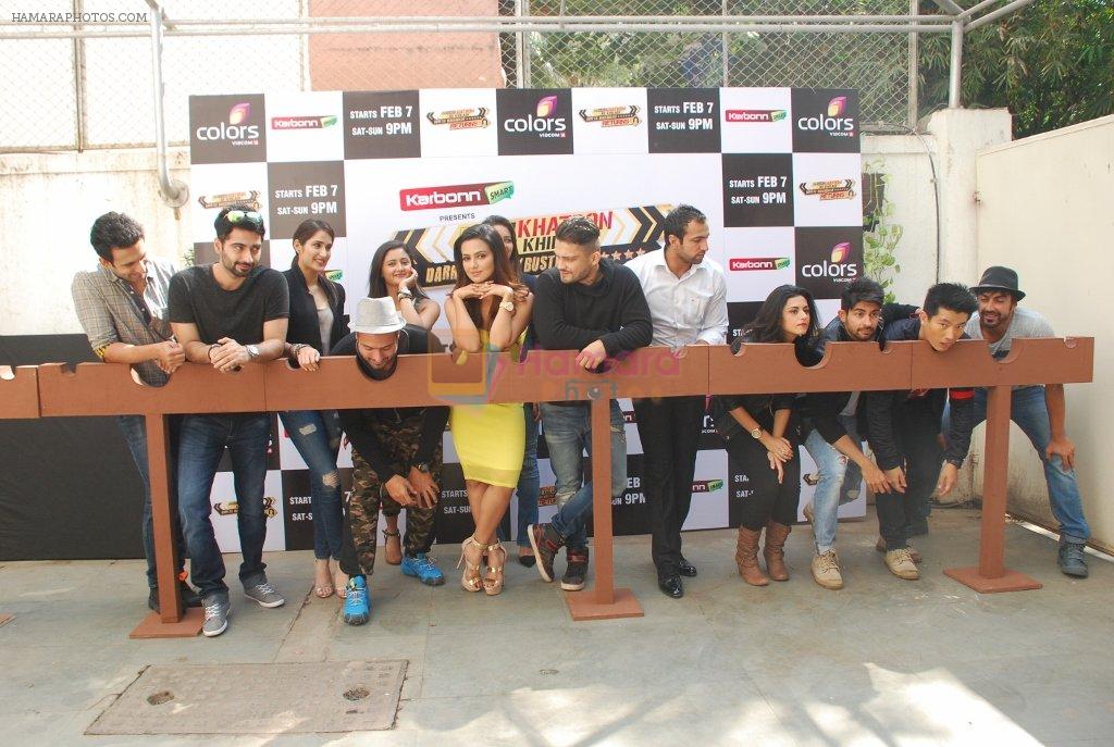 Rohit Shetty, Rashmi Desai, Sagarika Ghatge, Riddhi Dogra, Rohit Shetty, Sana Khan, Asha Negi, Siddharth, Hussain, Aashish,Meiyang, Harshad at Khatron Ke Khiladi press meet in Mumbai on 29th Jan 20