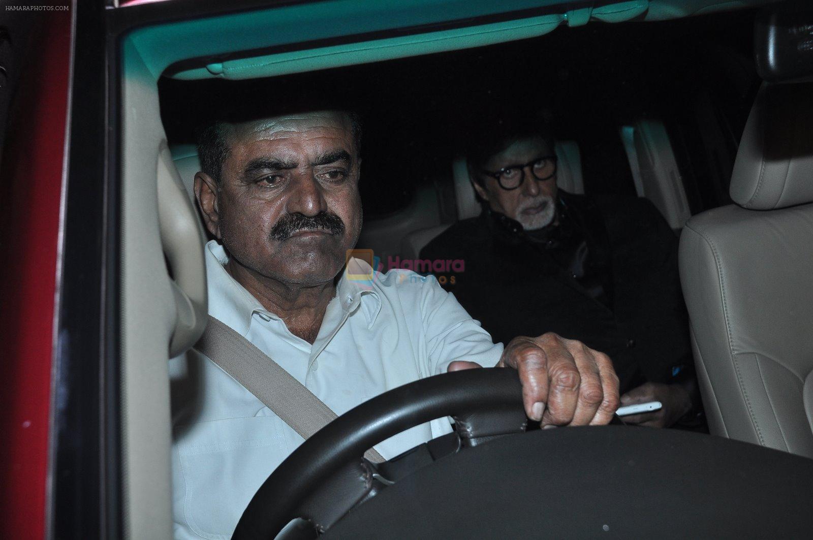 Amitabh Bachchan at Filmfare Awards 2015 Arrival on 31st Jan 2015