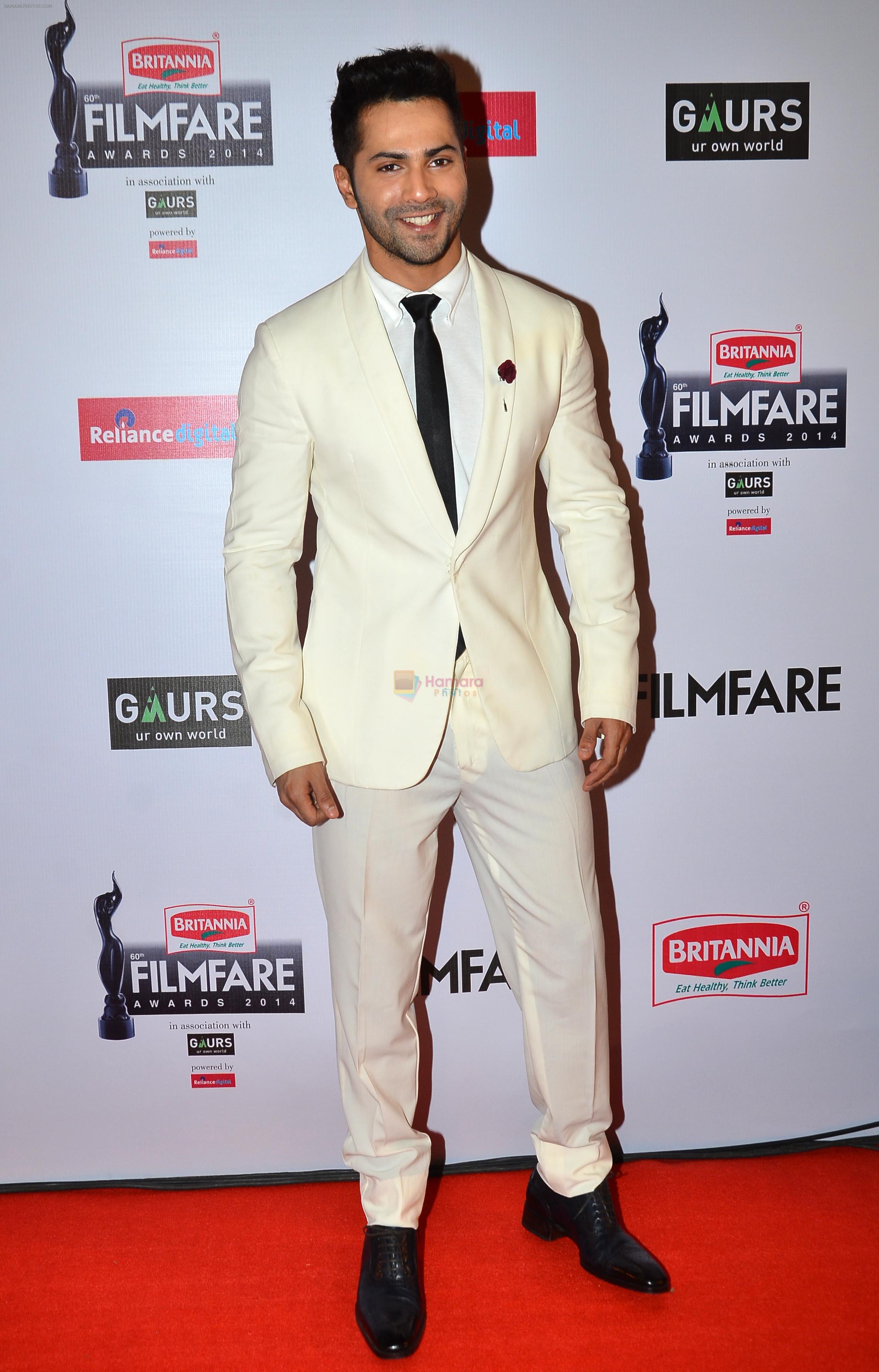 Varun Dhawan graces the red carpet at the 60th Britannia Filmfare Awards