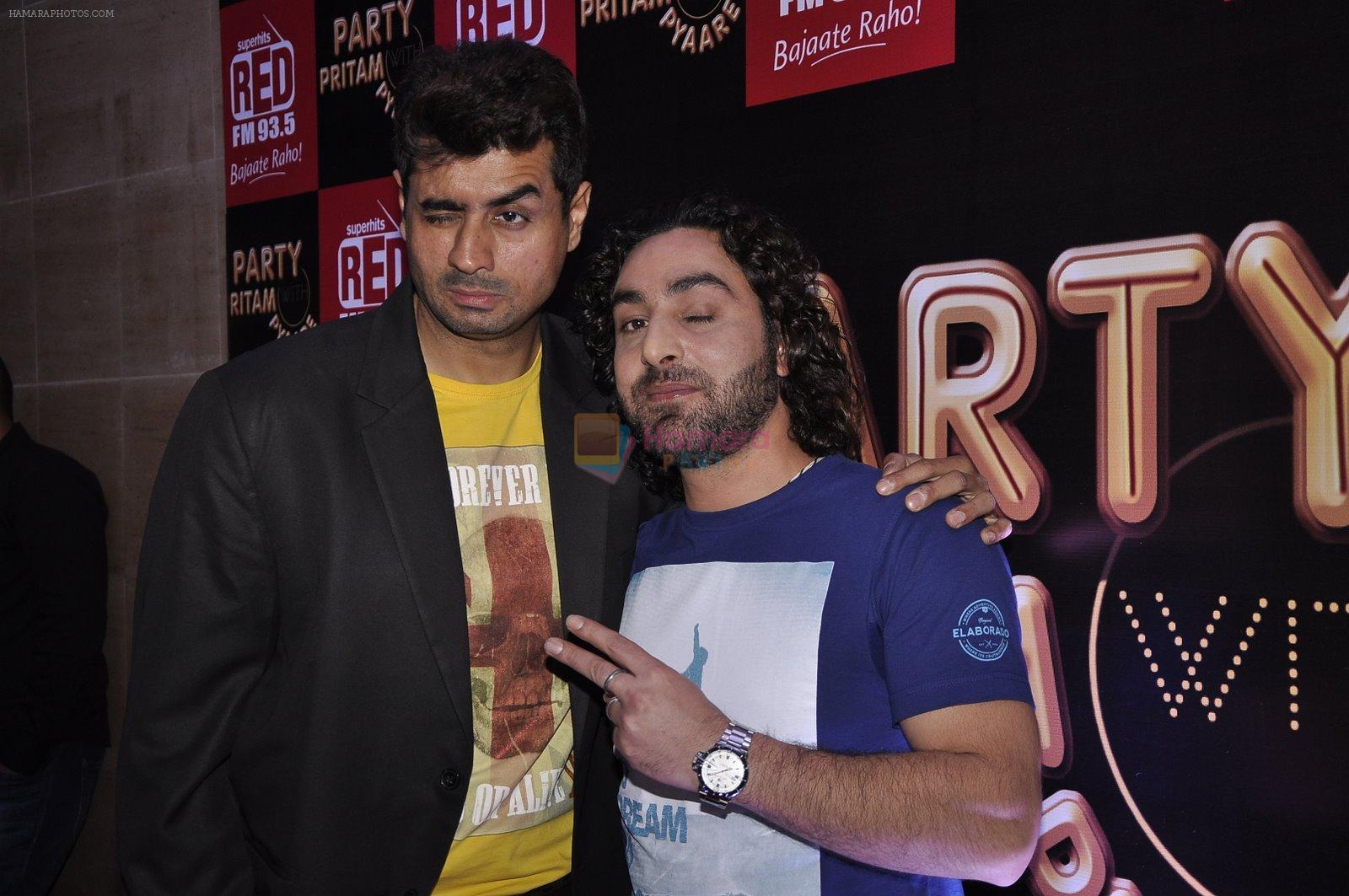 Praneet Bhatt, Pritam Singh at Rj Pritam bash in F Bar on 7th Feb 2015